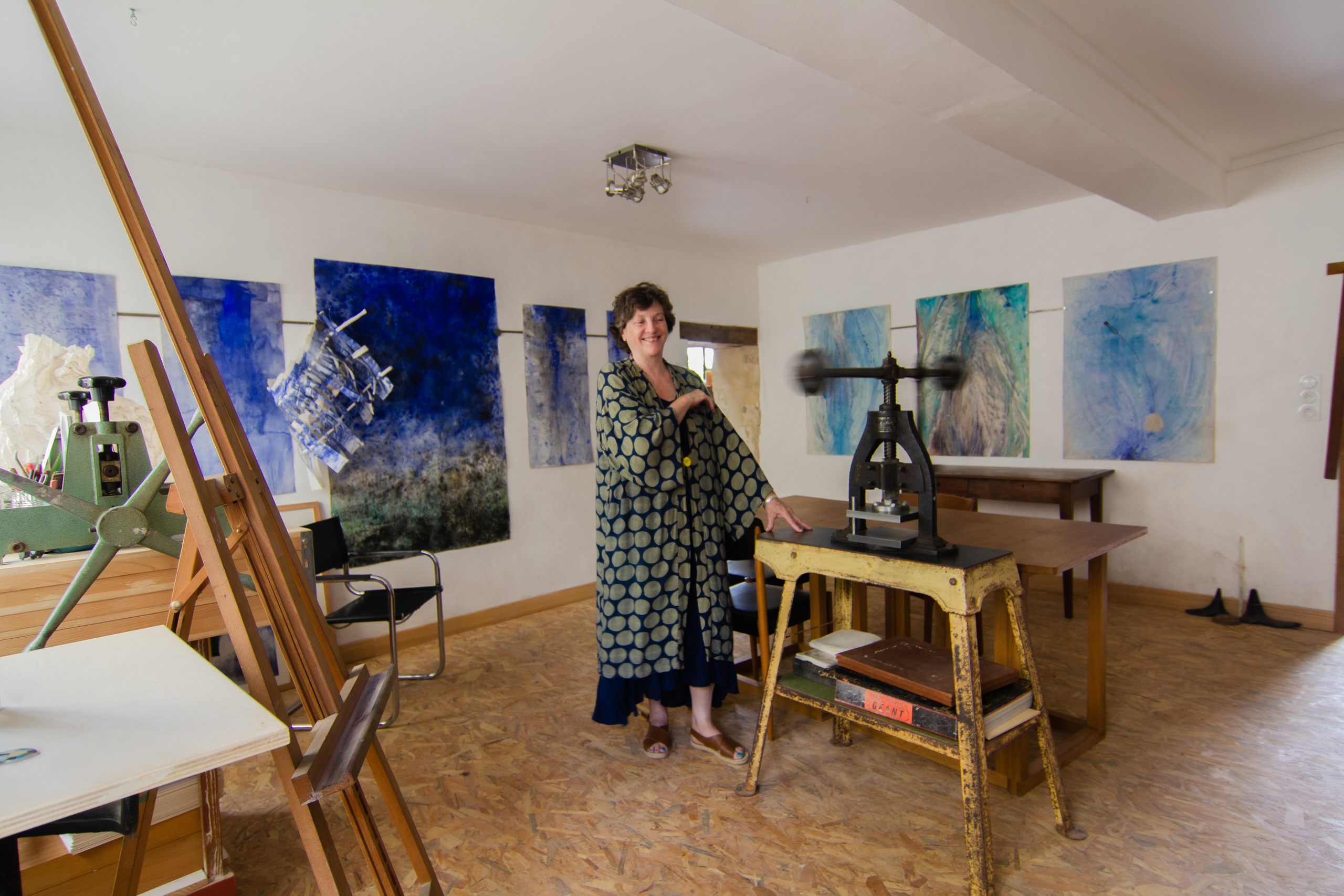 Mary-Ann BEAL, une artiste plasticienne. Photographe professionnelle à Poitiers, Tours et Châtellerault | Studio photo entre Poitiers et Tours – portraits, familles, entreprises, ma