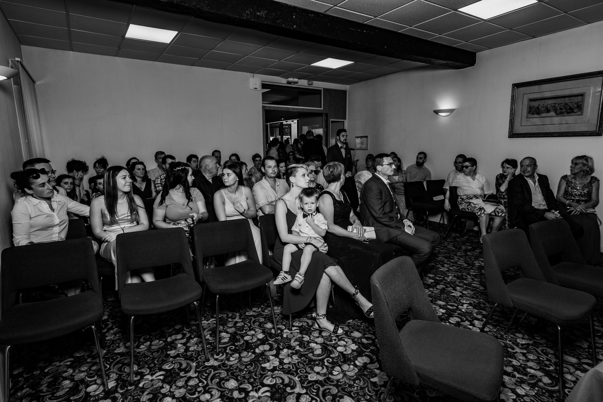Julie & Denis. Photographe professionnelle à Poitiers, Tours et Châtellerault | Studio photo entre Poitiers et Tours – portraits, familles, entreprises, ma
