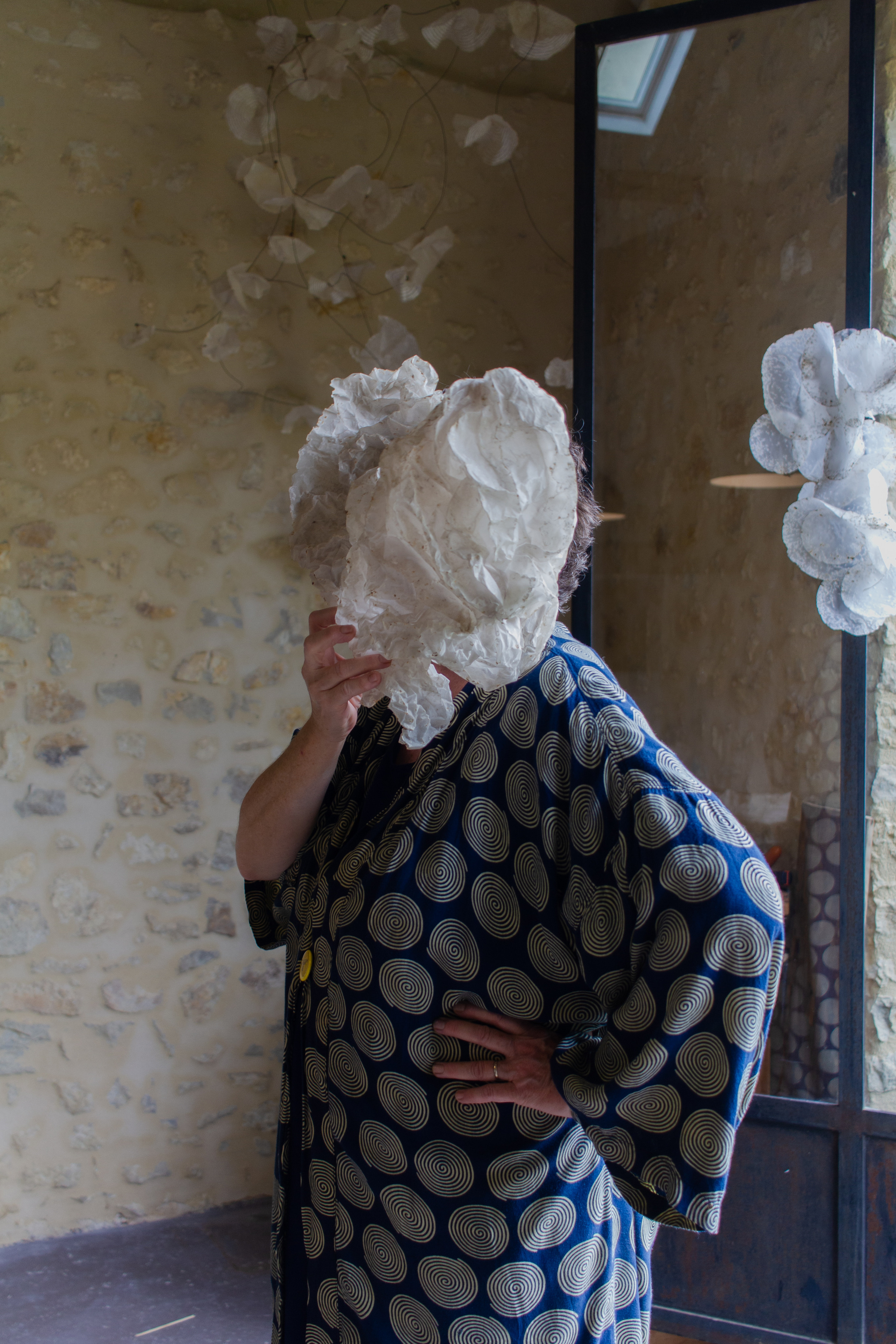 Mary-Ann BEAL, une artiste plasticienne. Photographe professionnelle à Poitiers, Tours et Châtellerault | Studio photo entre Poitiers et Tours – portraits, familles, entreprises, ma