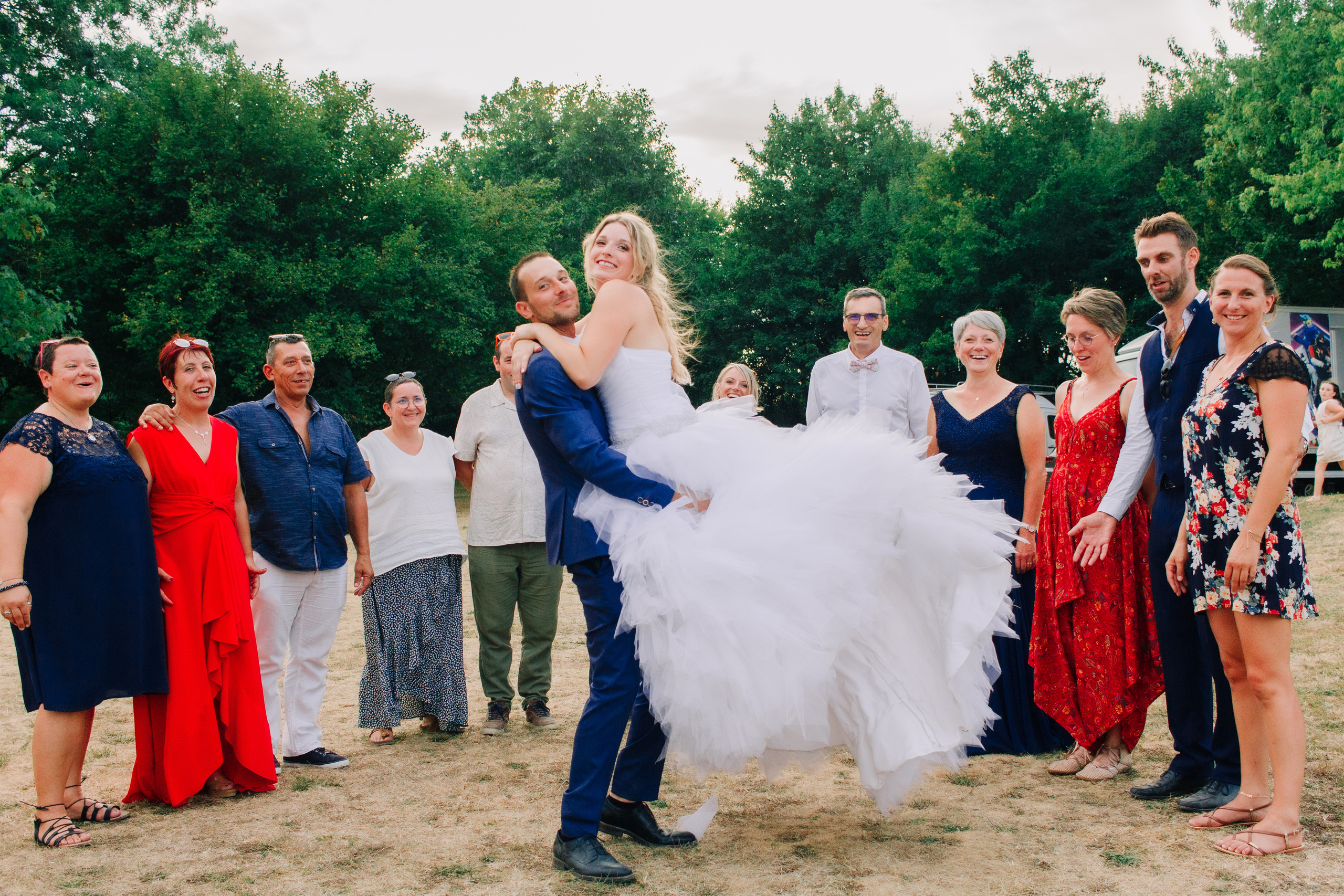 Julie & Denis. Photographe professionnelle à Poitiers, Tours et Châtellerault | Studio photo entre Poitiers et Tours – portraits, familles, entreprises, ma
