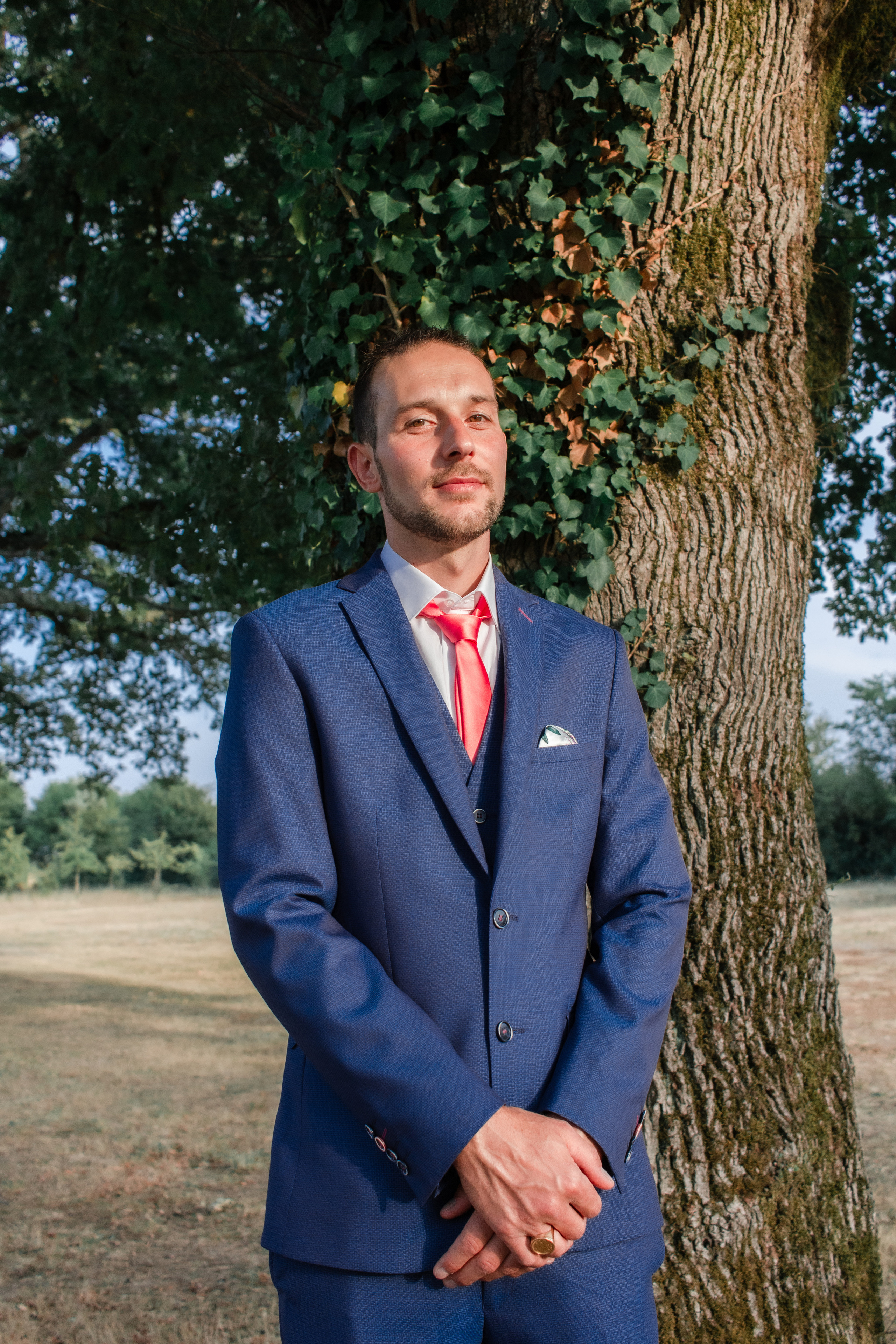 Julie & Denis. Photographe professionnelle à Poitiers, Tours et Châtellerault | Studio photo entre Poitiers et Tours – portraits, familles, entreprises, ma