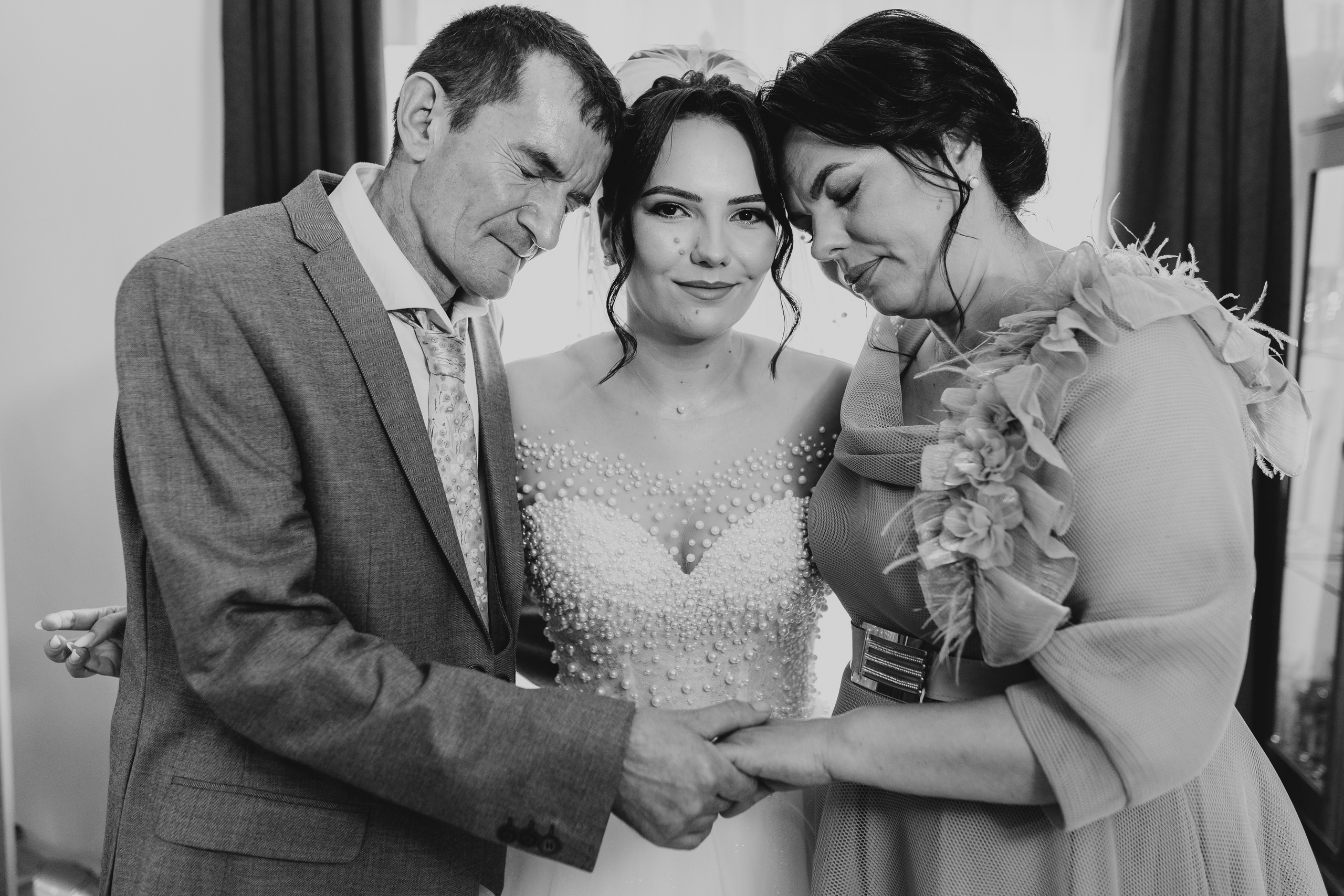 Nuntă Ana & Iulian. Photographer Miruna Buculei