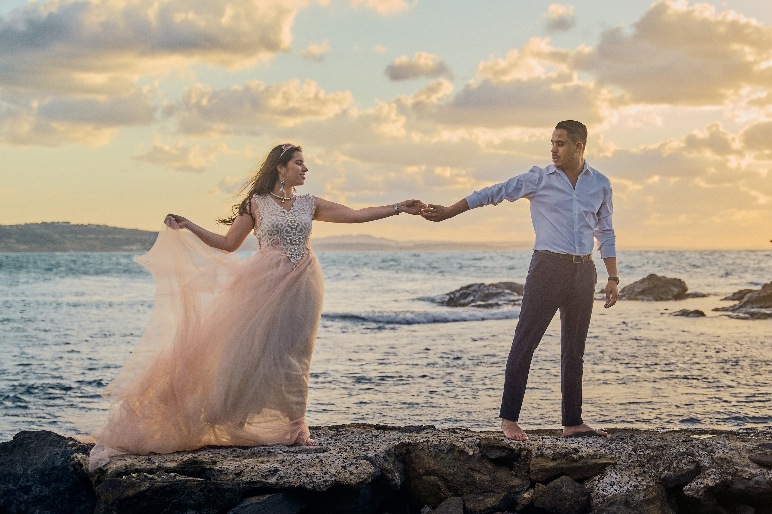 Wedding stories by the sea, in the rice fields, in Hoi An and other beautiful locations around Vietnam