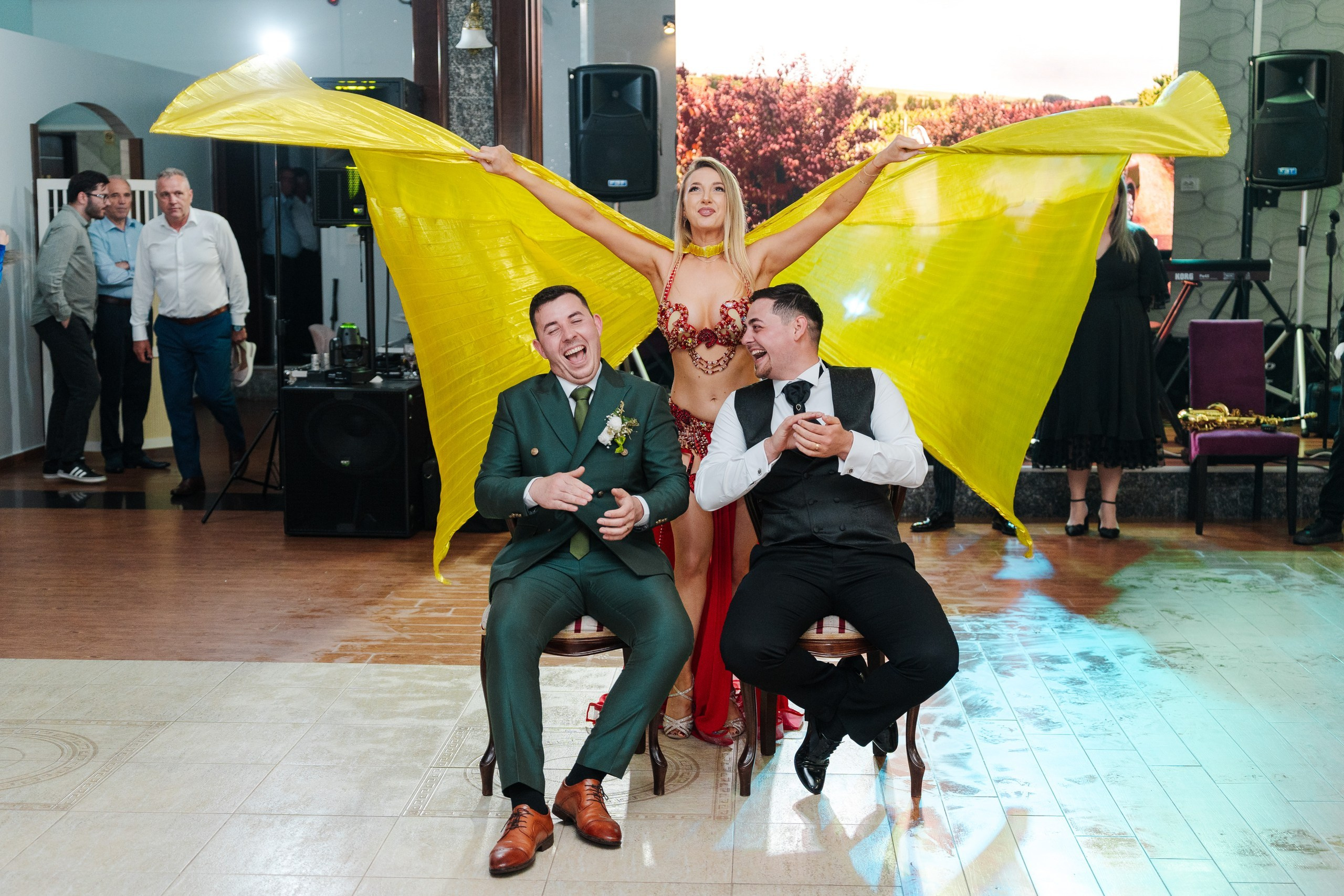 Stefania & Vasi. Ionut Cimpoes FOTOGRAF