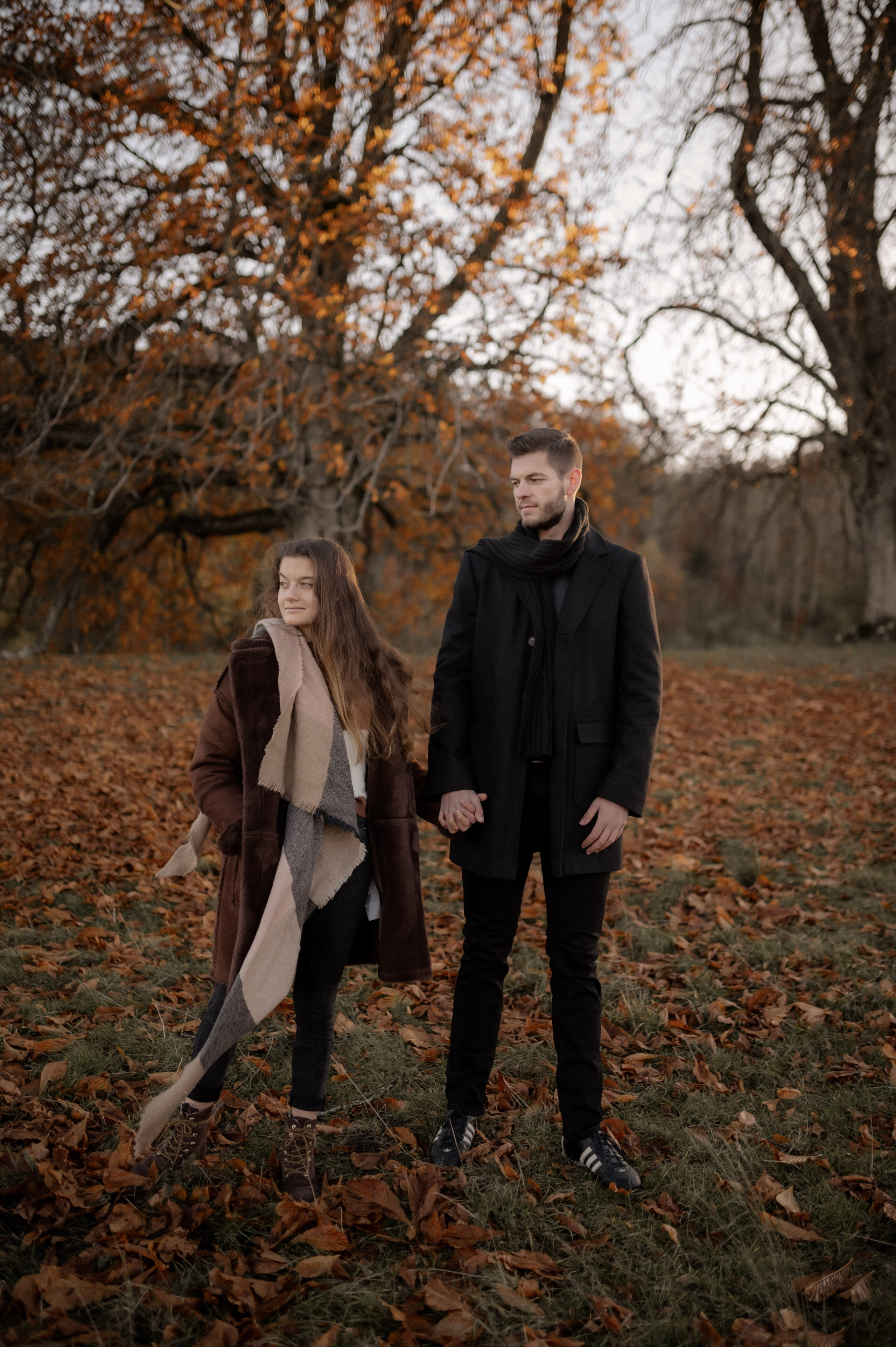 Wenn der Wind flüstert | Paarshooting am Gelben Berg. Photographer in Nuremberg Irina Mehnert from Ansbach