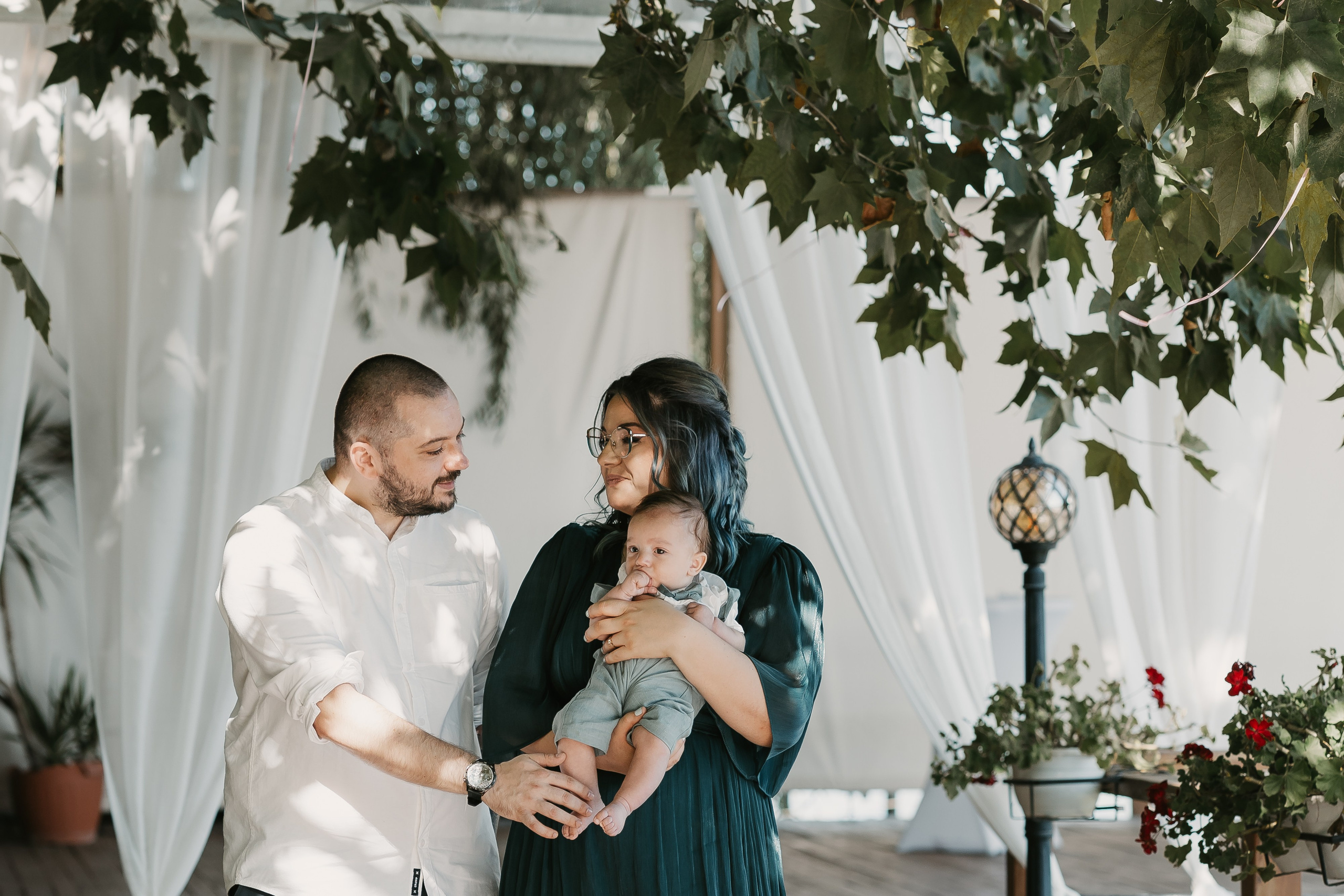 Darius Theodor. Dara Lens | The art of remembering