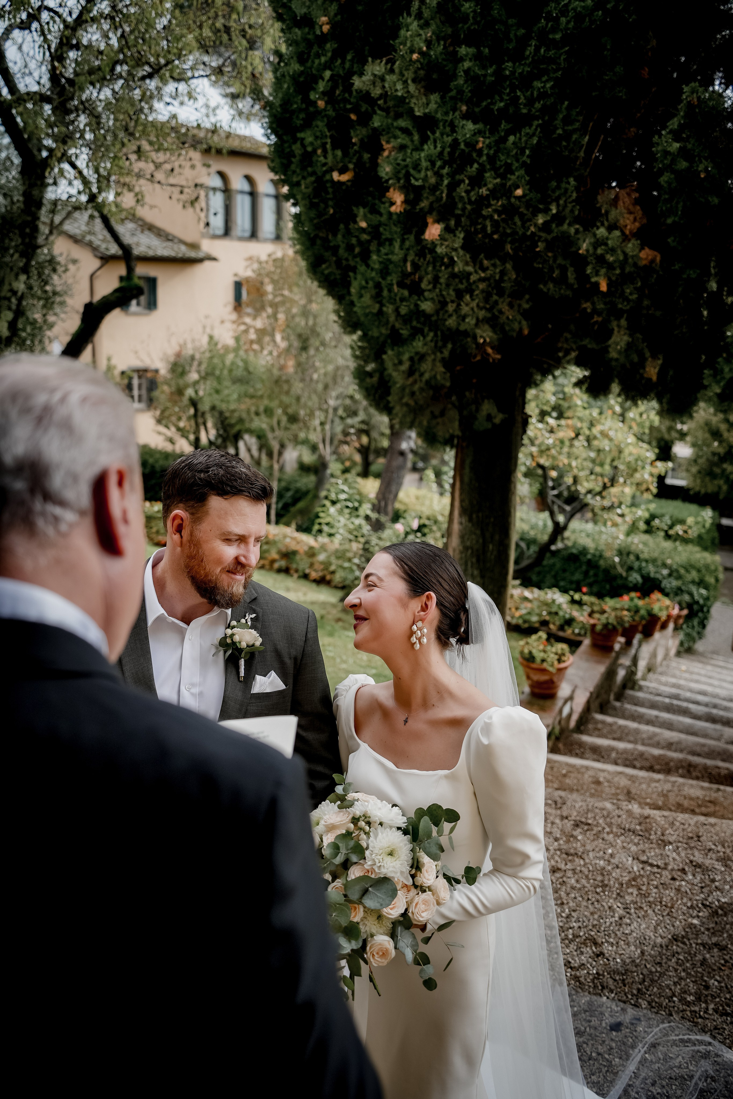 Elopment in Cortona. Villa Falconiere. Wedding Photographer in Italy