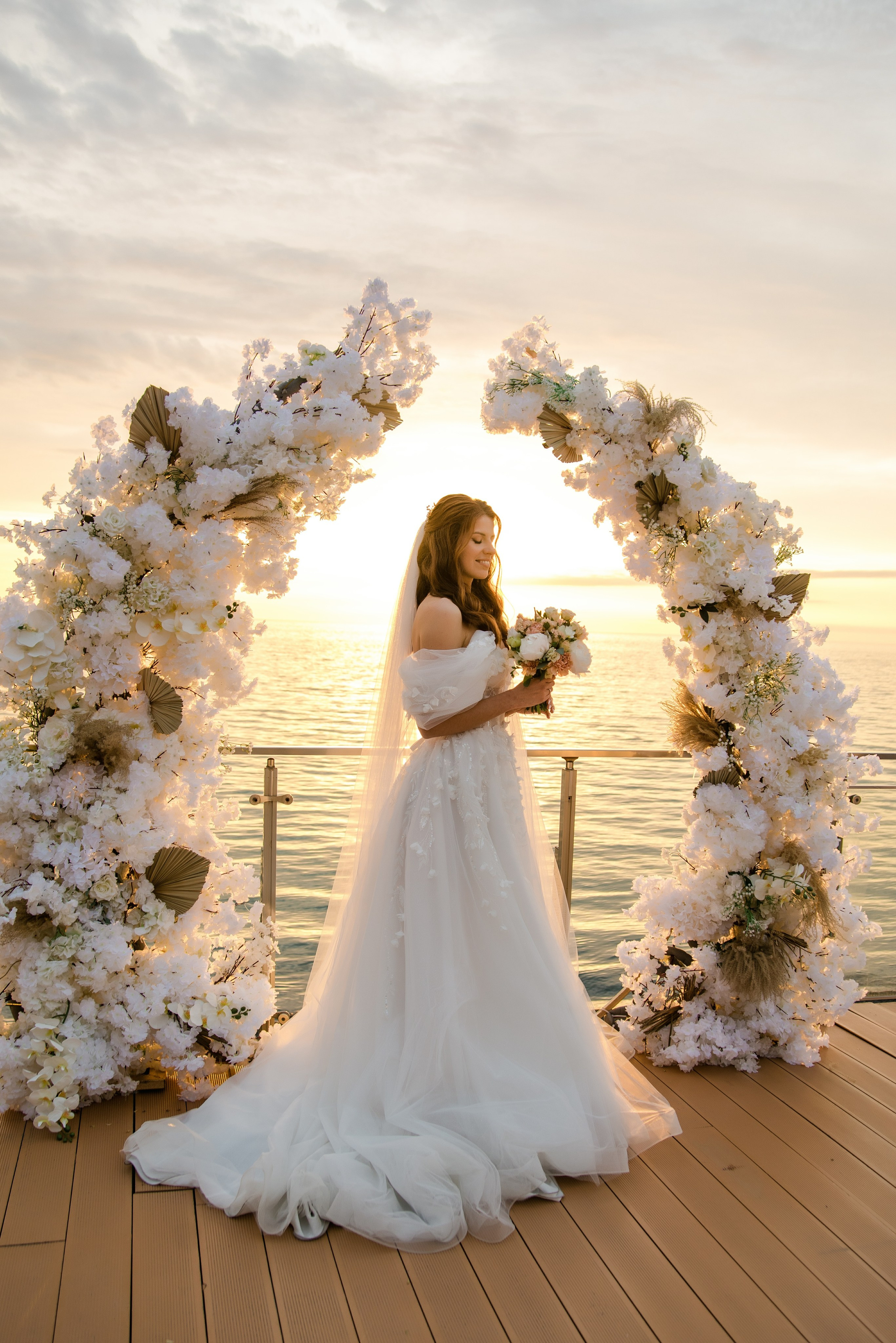 Свадьба на море в Батуми. Свадебные фотографы в Грузии, Армении. Макс Коваленко и Лара Татосян. Свадебный видеограф