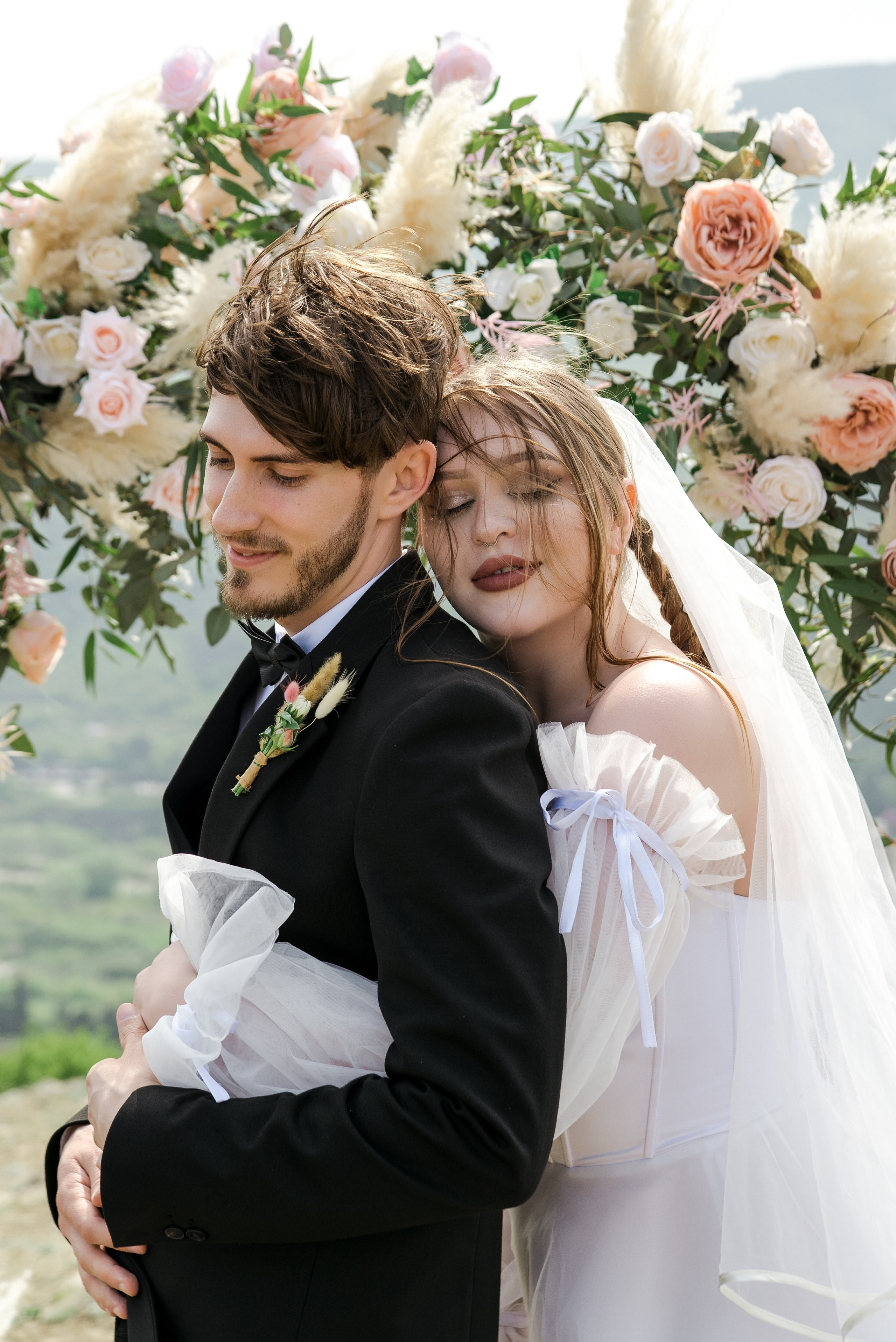 Свадебный фотограф Лара Татосян. Портфолио фотографа в Грузии, Армении и ОАЭ. Свадебные фотографы в Грузии, Армении. Макс Коваленко и Лара Татосян. Свадебный видеограф