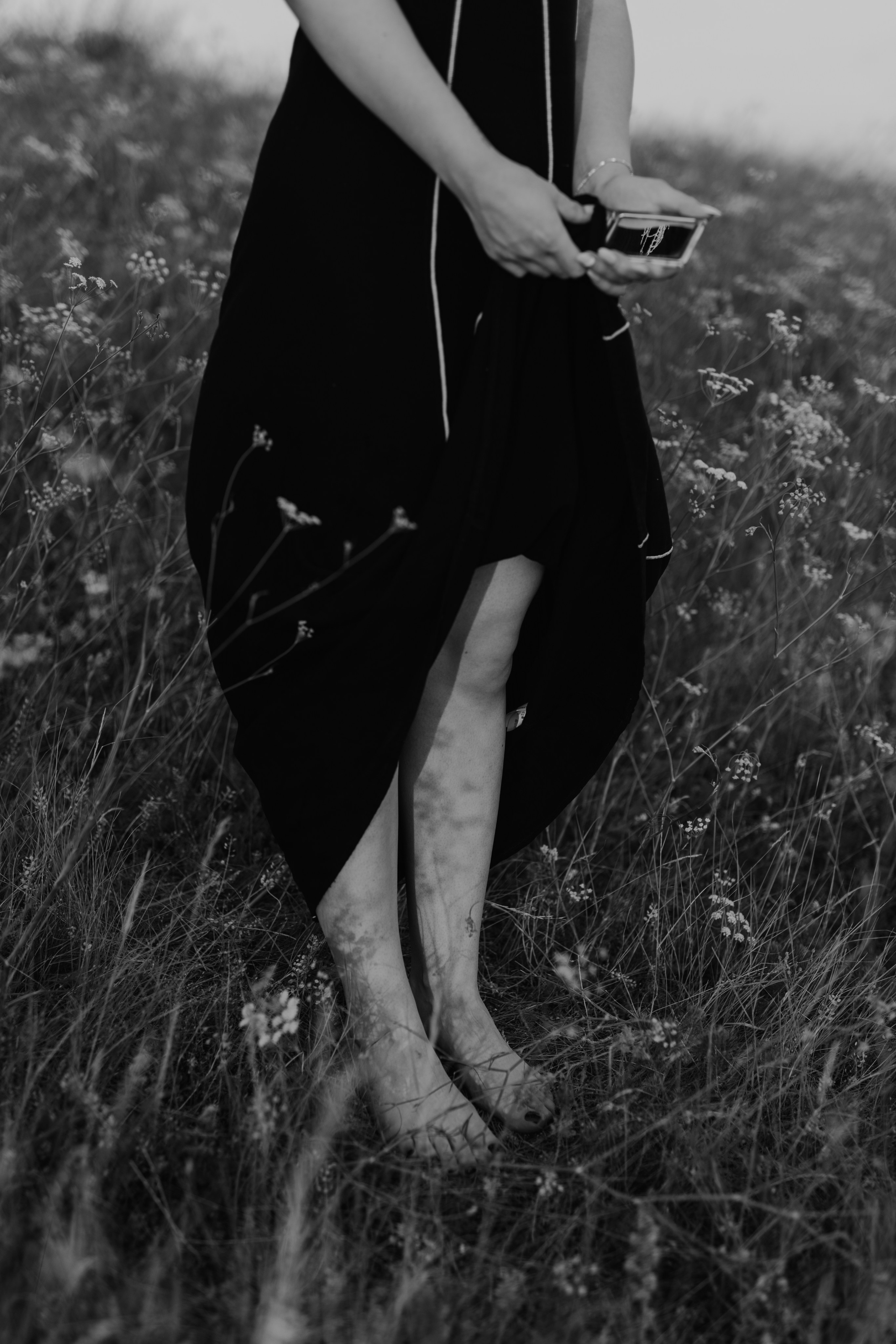 Laura — Portrait. Main