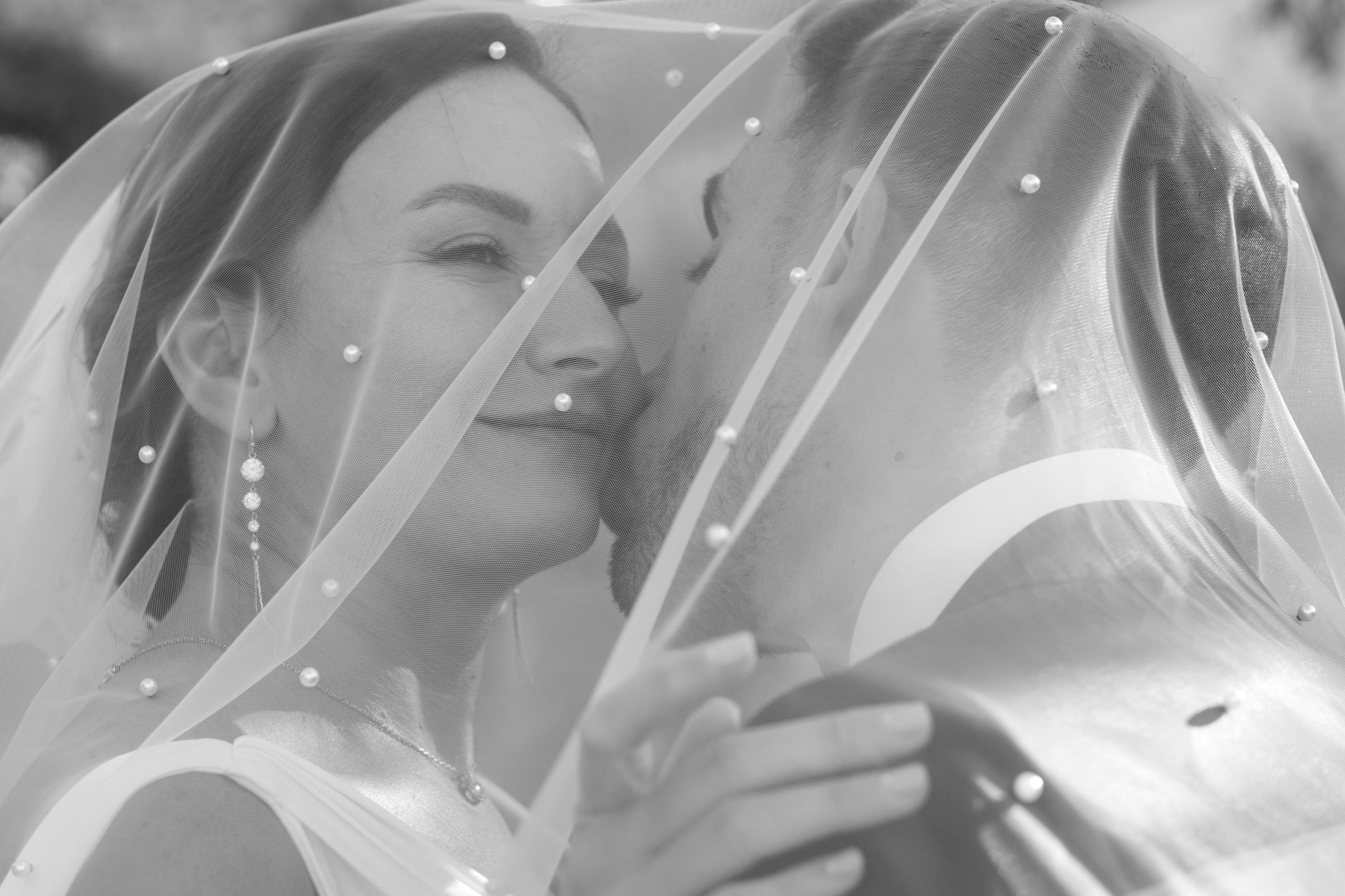 Dasha & Ister. Vivood Landscape. Paola fotógrafo / videografo de bodas en Barcelona