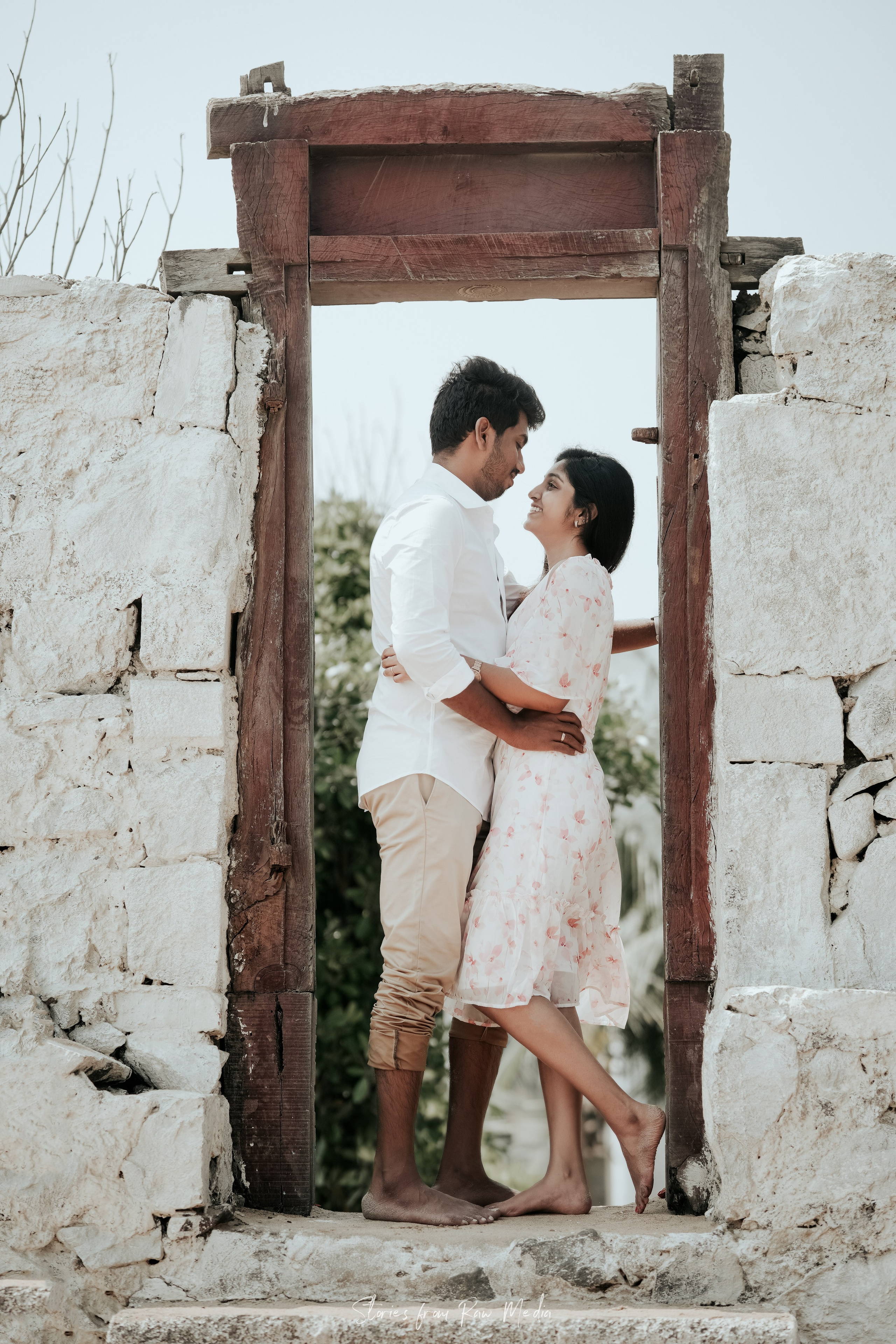 Arun + Sridevi Prewedding. “Raw Media: Authentic Wedding Stories in Vivid Detail”