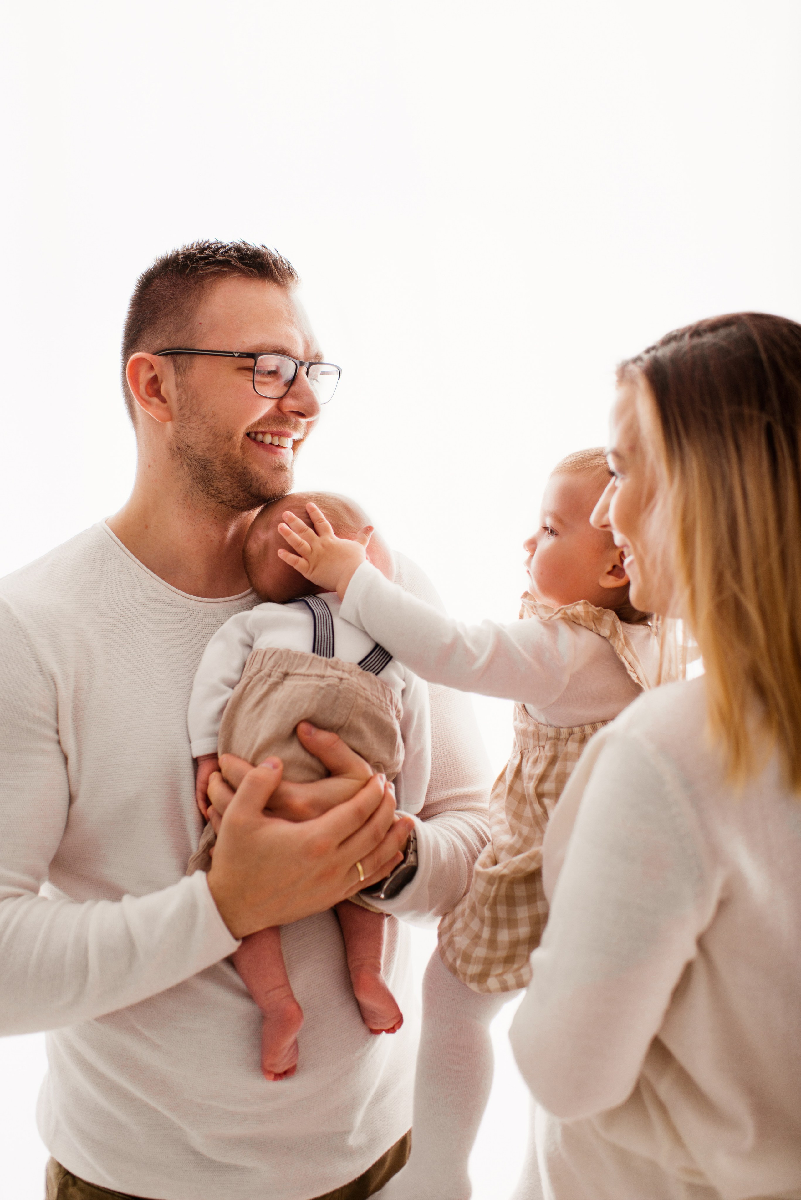 White dream. Michalina Dzianach Wedding Photographer Iceland
