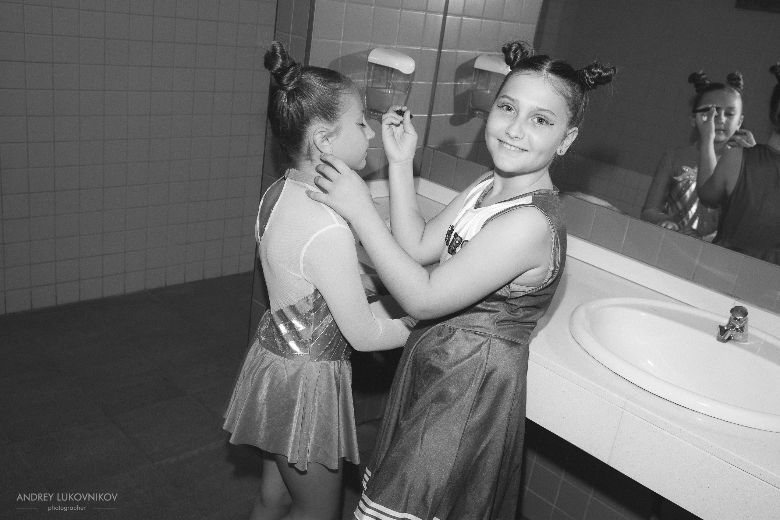 Entre bastidores del concierto final de Like Dance: momentos brillantes tras las cámaras