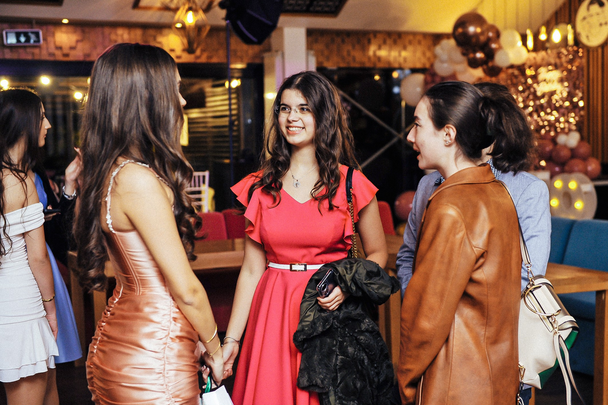 Karina (majorat). Fotograf de familie și evenimente