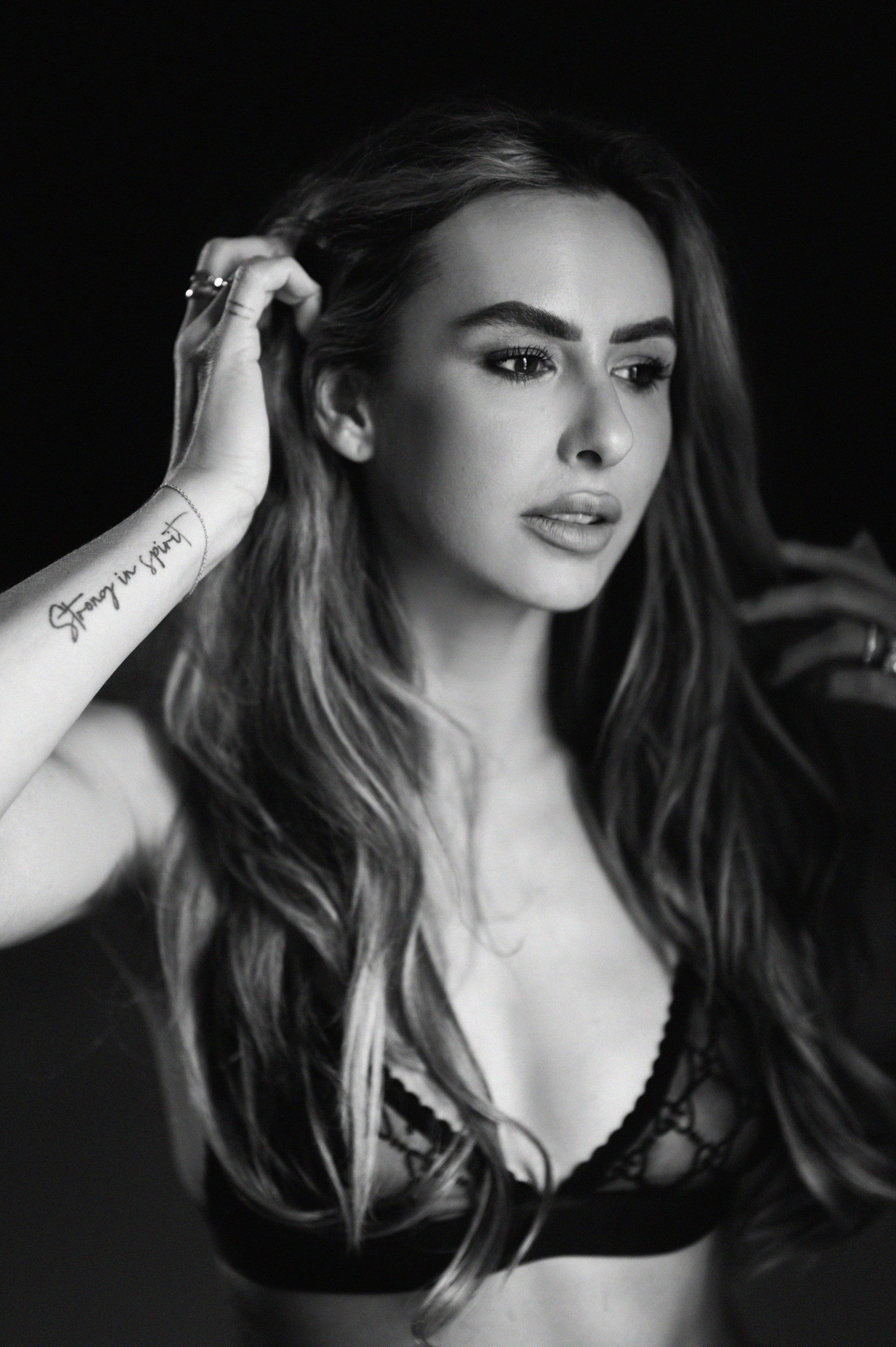 Kelly. Wedding, maternity and family photographer in Charlotte Tasha Minn