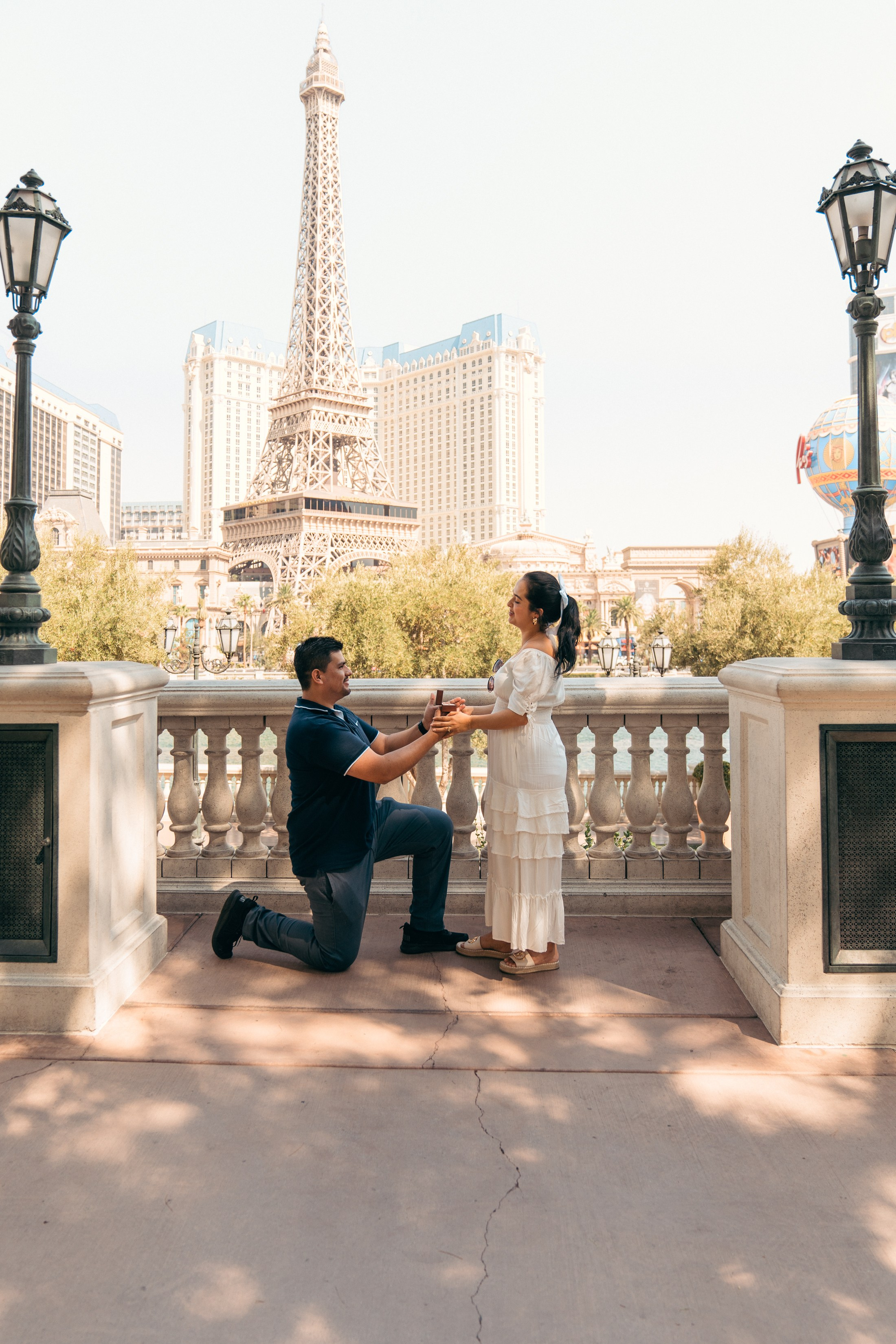 Arturo&Katerina.Marriage proposal. Wedding & elopement photographer Viktoriya Kravtsov. Las Vegas