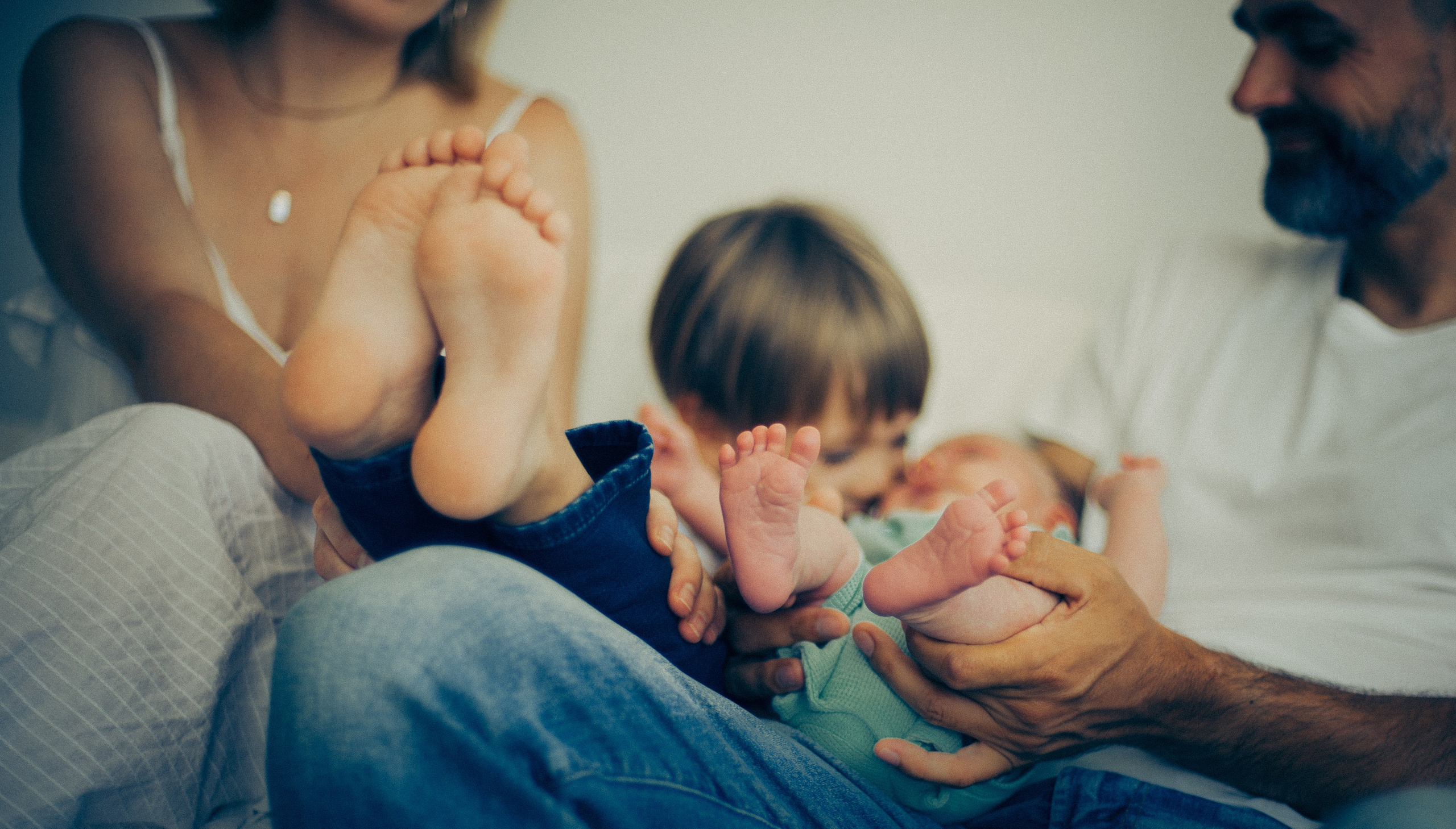 Катя, Андрей Мирон и Лео. Визуальный брендинг