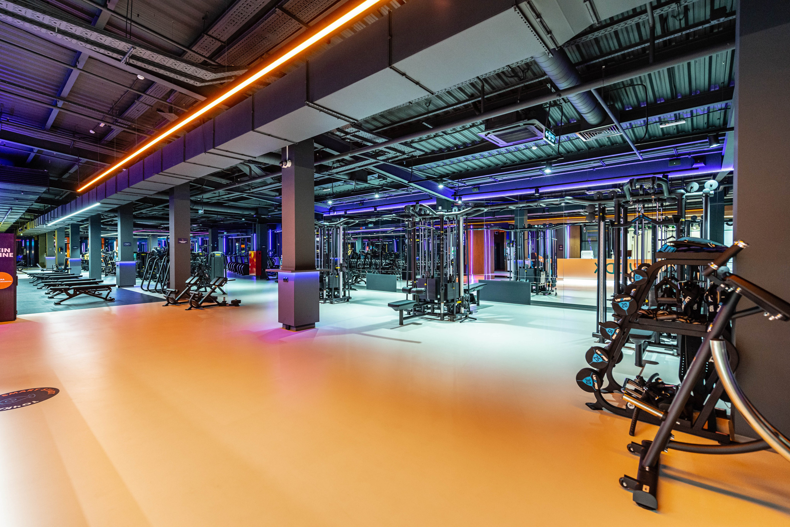 Фитнес-клуб DDX Fitness в Некрасовке. ФОТОГРАФ МЕКСИКА КИНТАНА-РОО