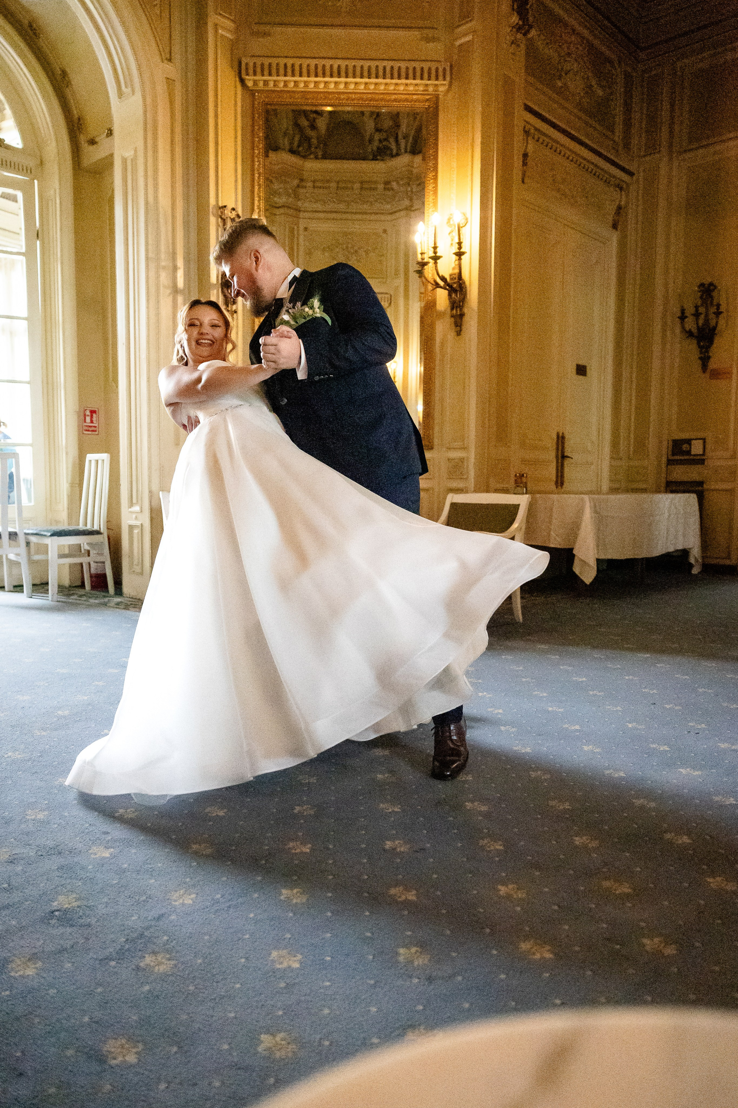 Nunta Velveto Pool. MDimaFotoStudio. Fotograf de nuntă, evenimente private și de familie