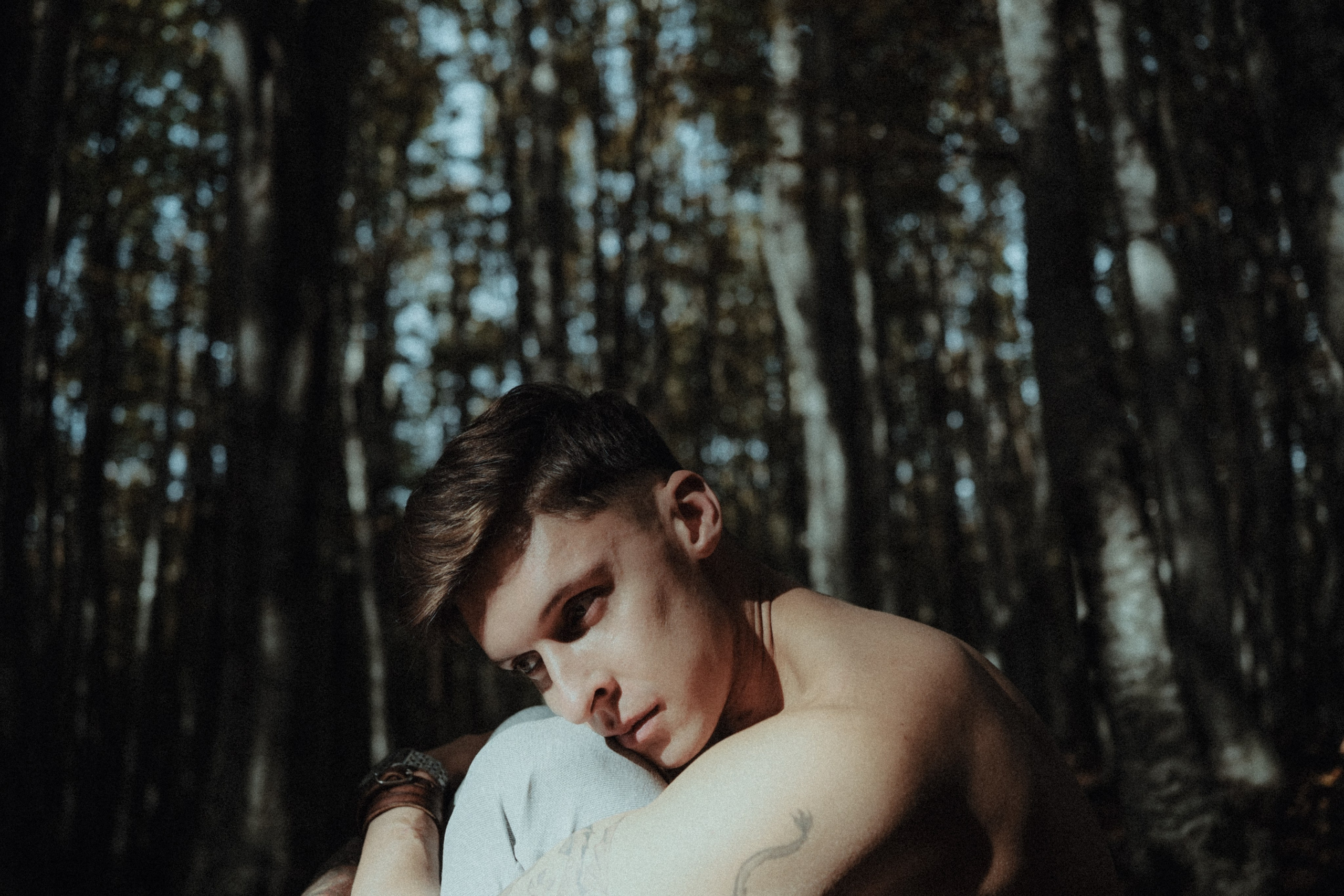 Nikita lost in the forest. Creative photographer in Madrid Anna Dvorianskaia