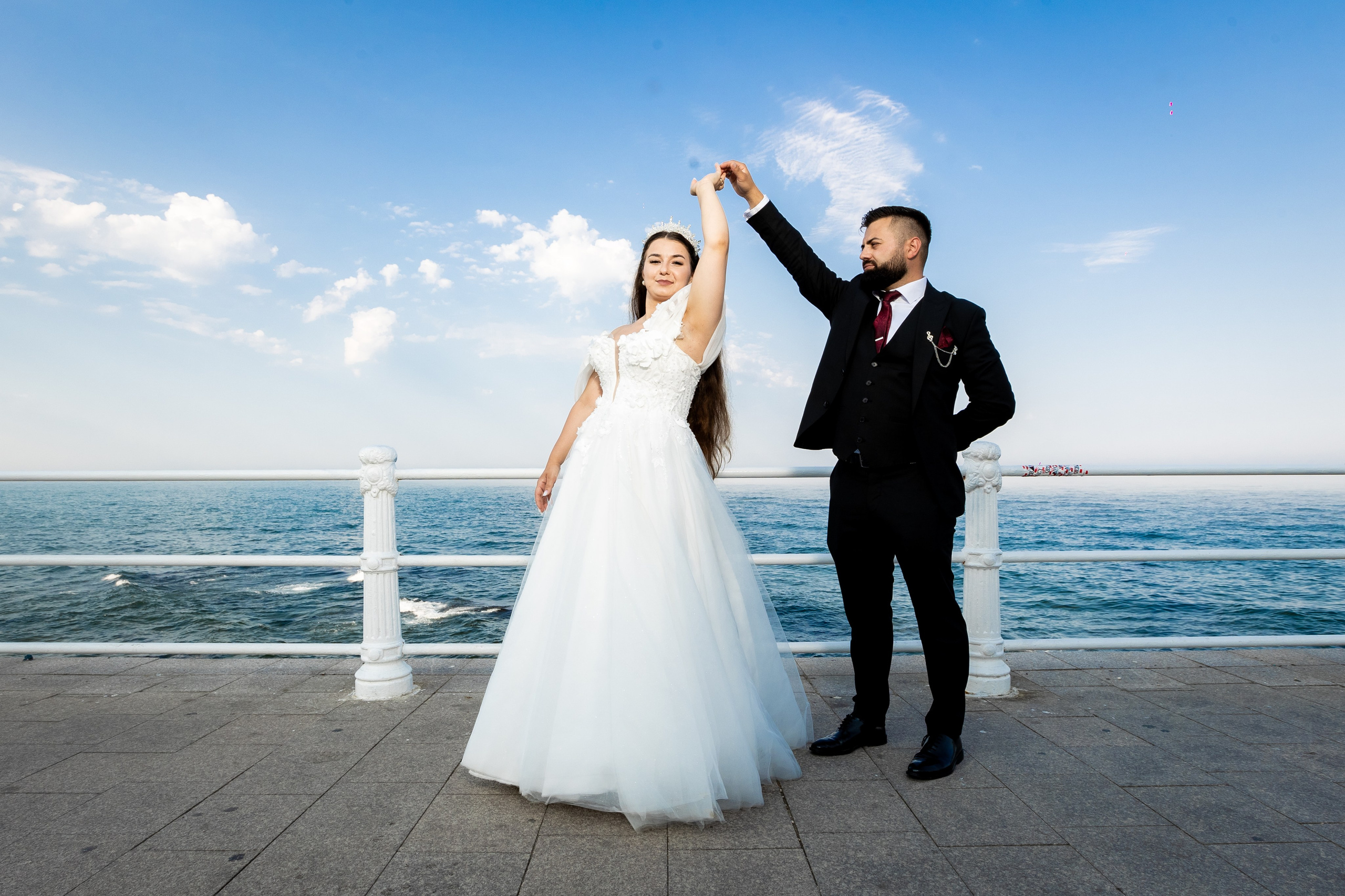 Andreea & Elvis Trash The Dress. MGS STUDIO