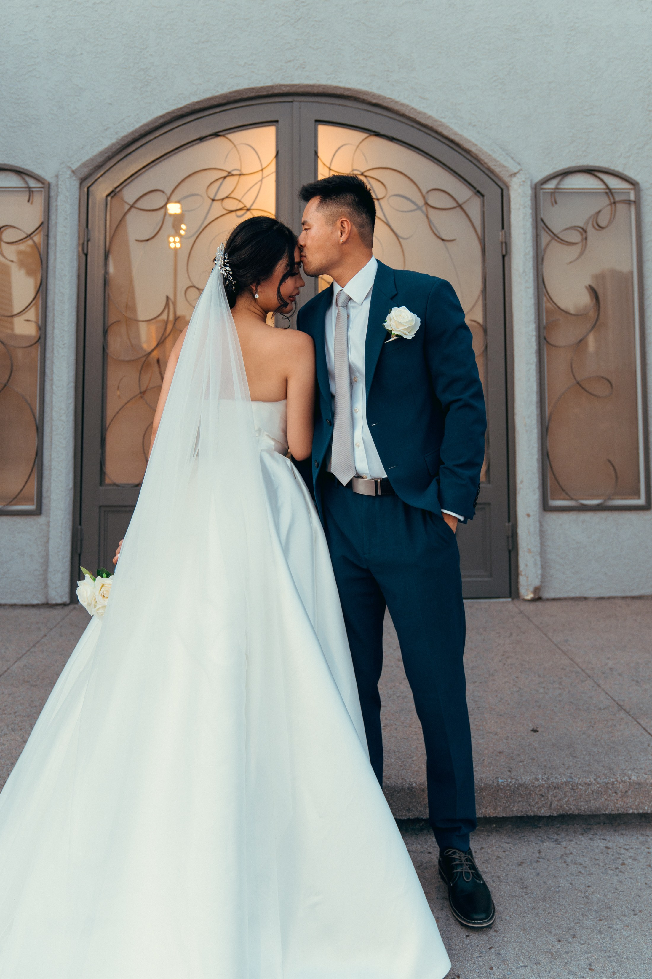 Anjeli&Asher. Wedding & elopement photographer Viktoriya Kravtsov. Las Vegas