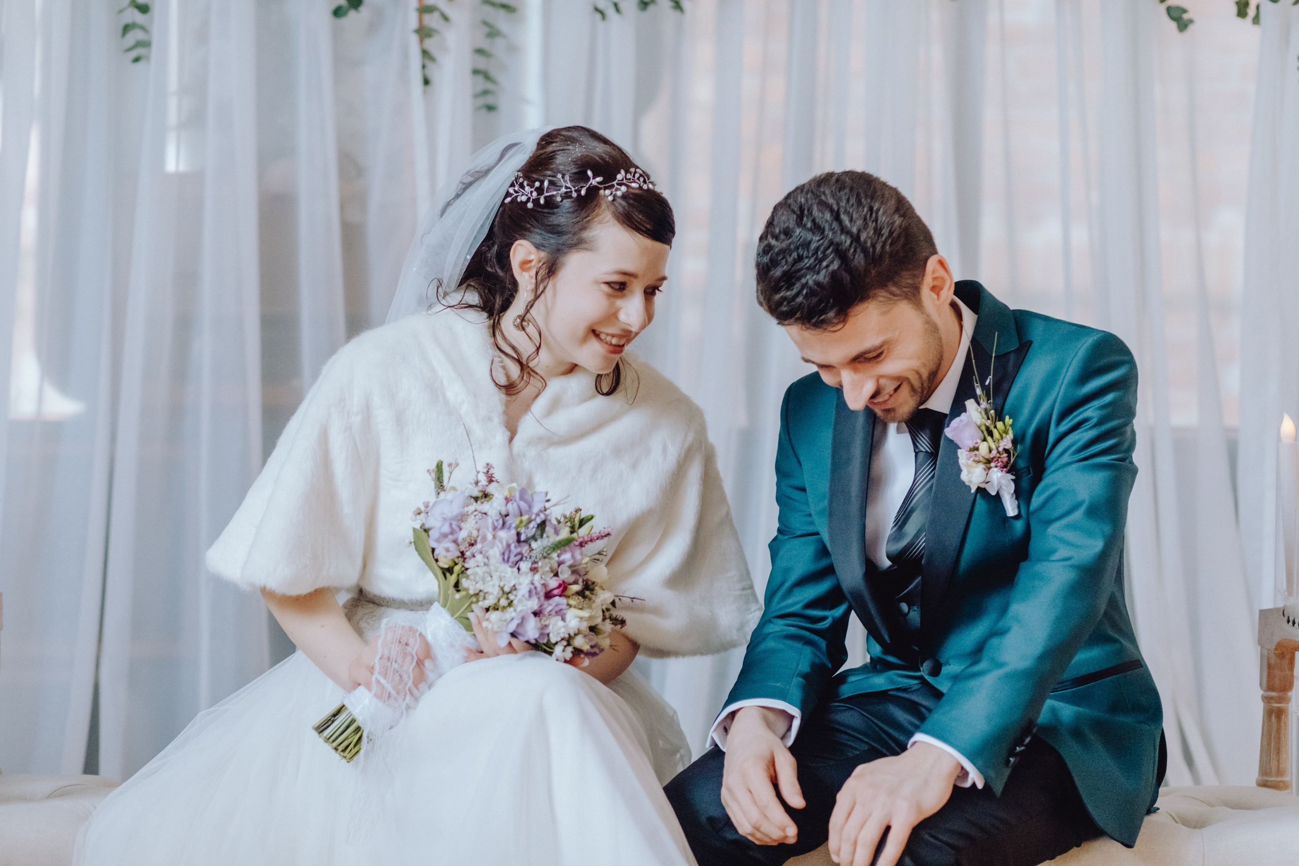 Andrei & Roxana. Wedding & couple photographer from Romania Rut Vetan