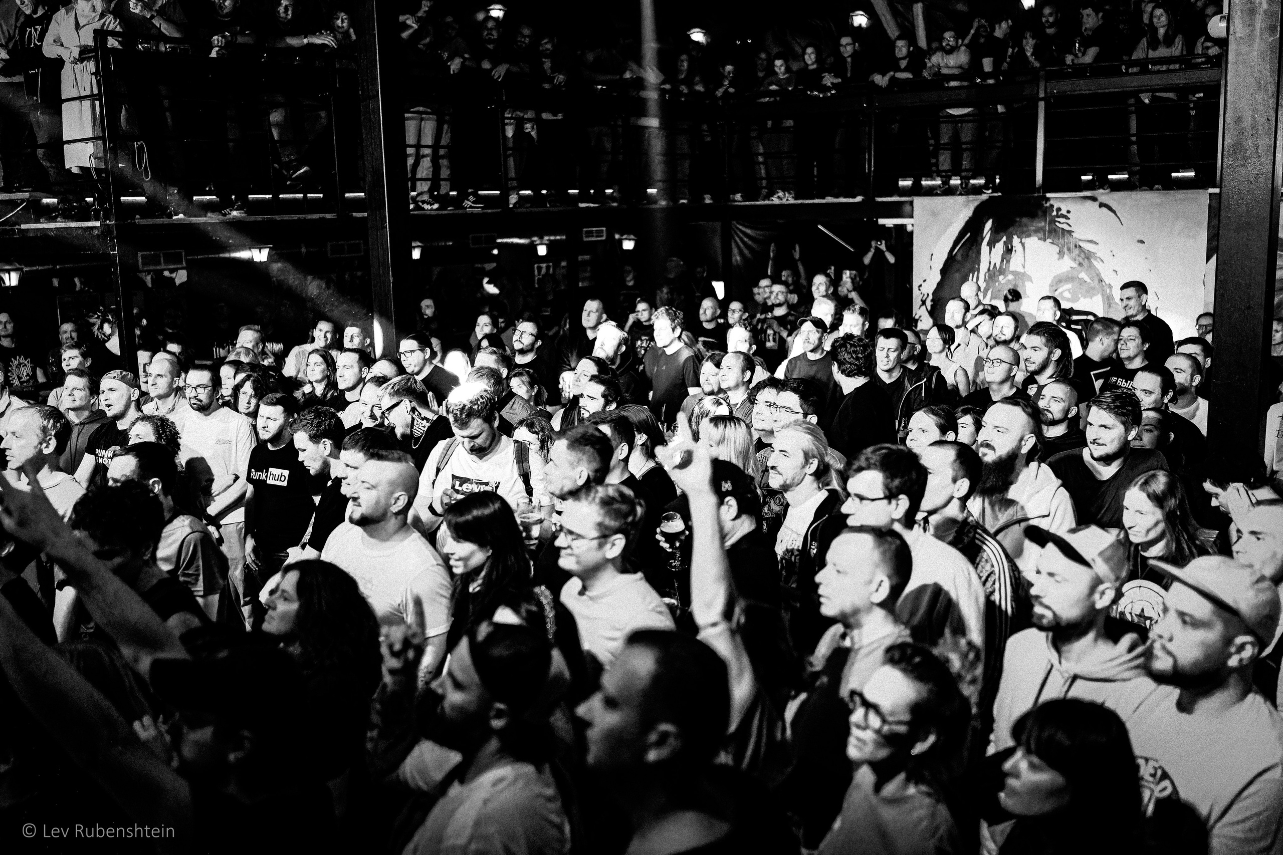 NAIVE 30.10.2025. Concert and Event photographer in Belgrade, Serbia