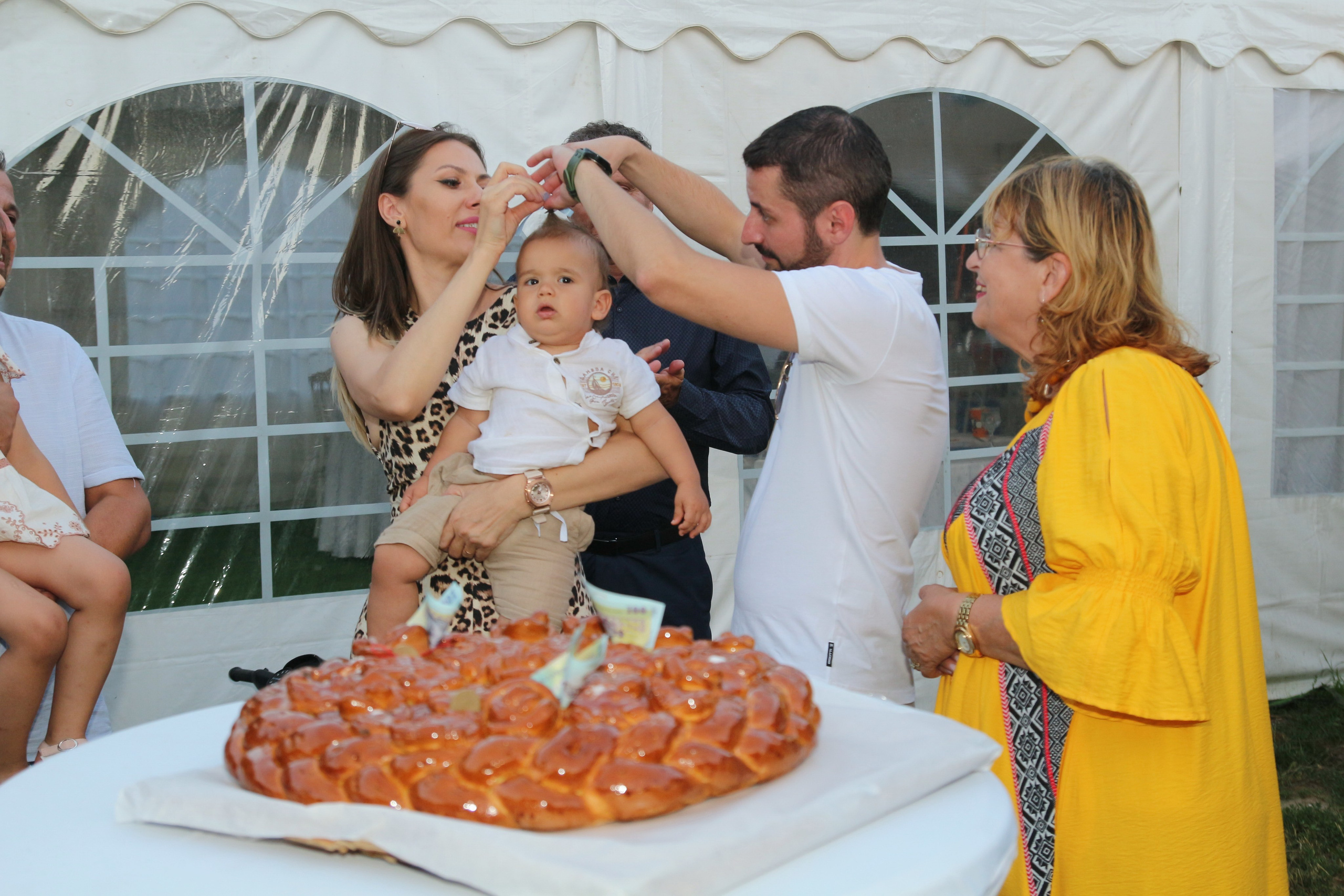 BYZO MEDIA. PETRU BYZO - family and children photographer in ROMANIA