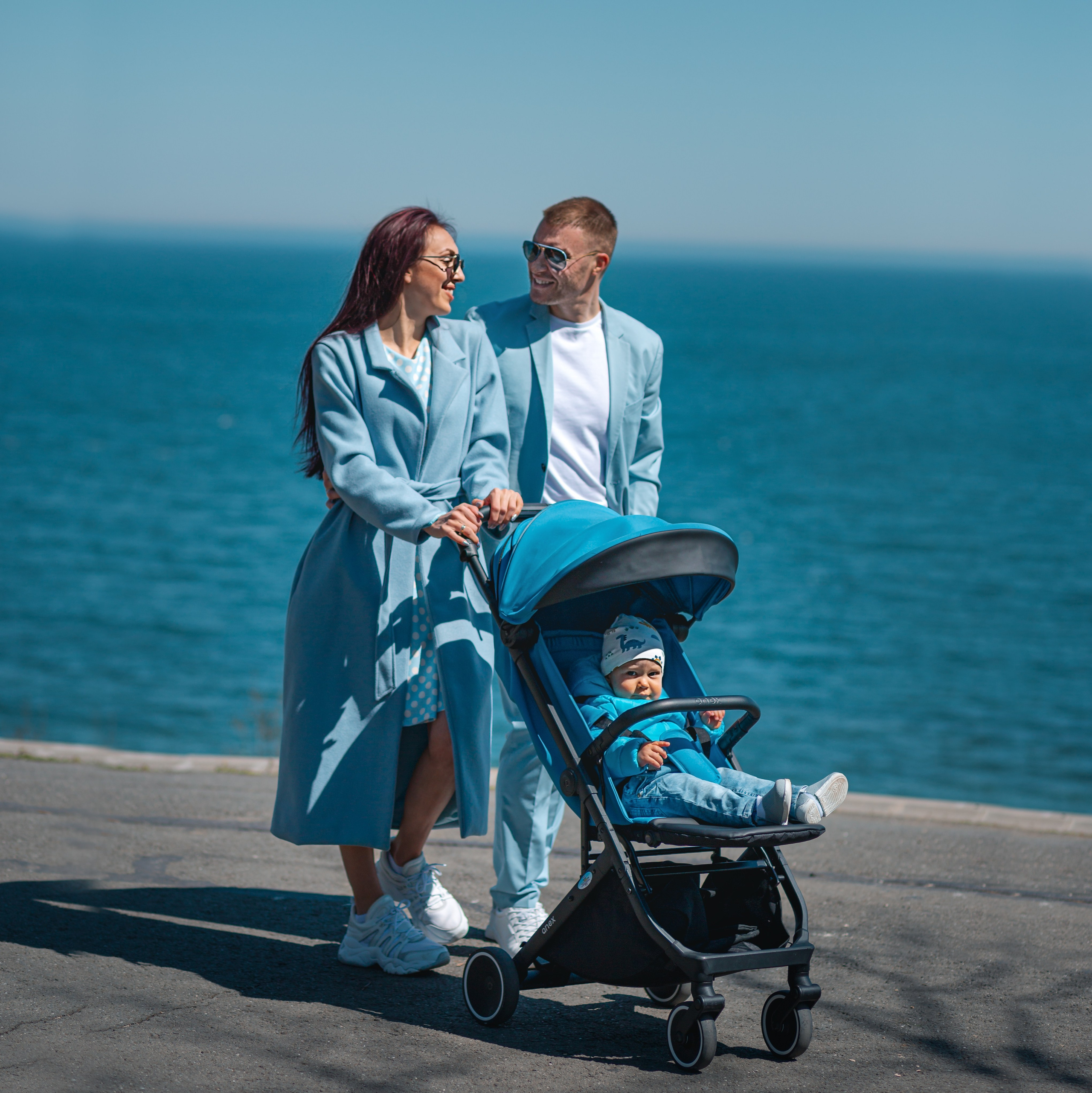 Семейни фотосесии. Фотограф Бургас. Фотосесии в студио и на открито, портрети, заснемане