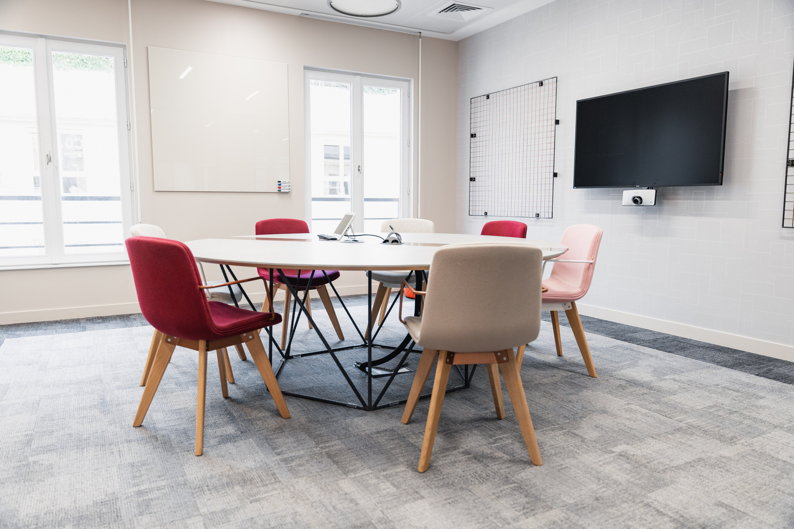 Office. Photographer in Paris — Vitalii Motruk