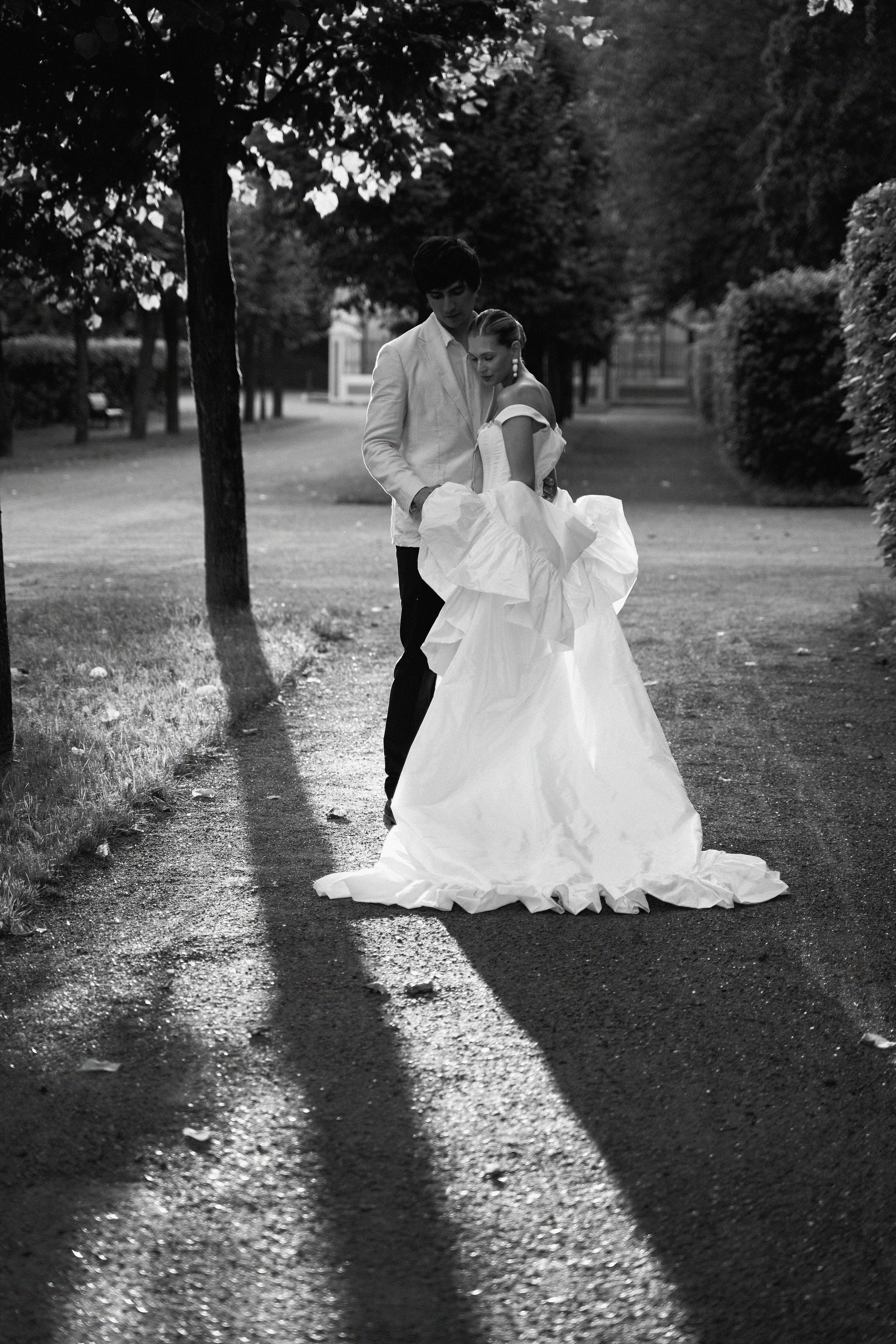 Christina & Mark. Elena Ruzgis — Editorial Wedding & Portrait Photographer