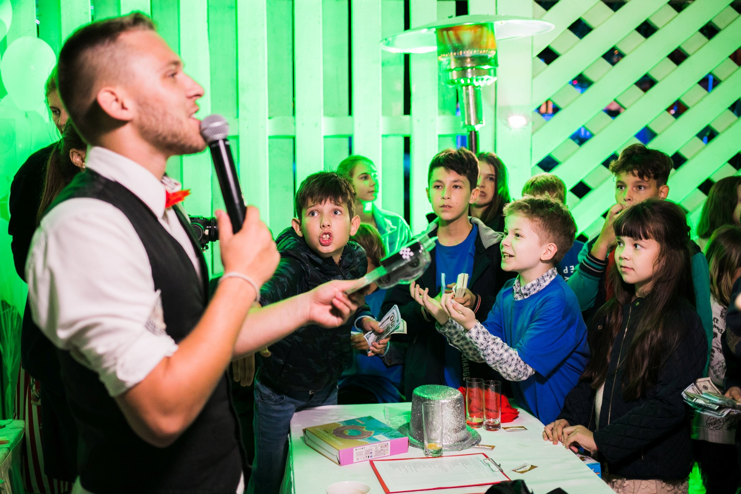 Birthday in a yaht club. True Story Photography