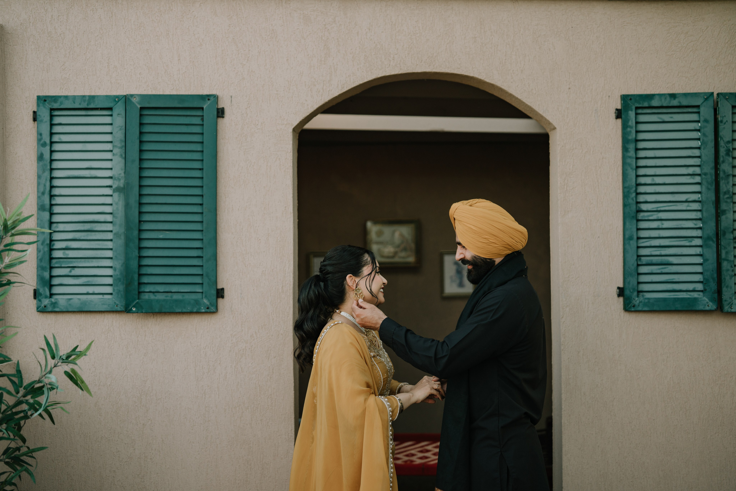 Gagan & Jasmeen. Wedding Photographer & Cinematographer studios