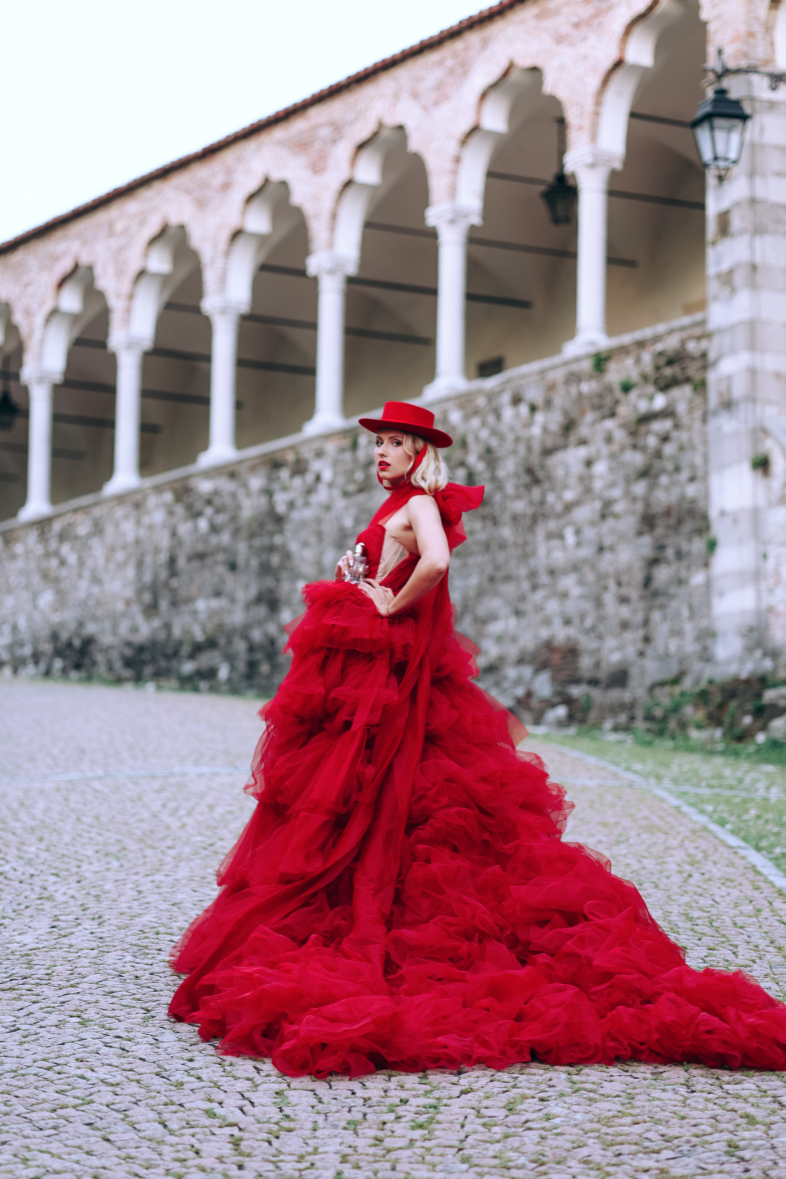Rent dress in Venice. Photographer in Venice, Viktoria Antonova