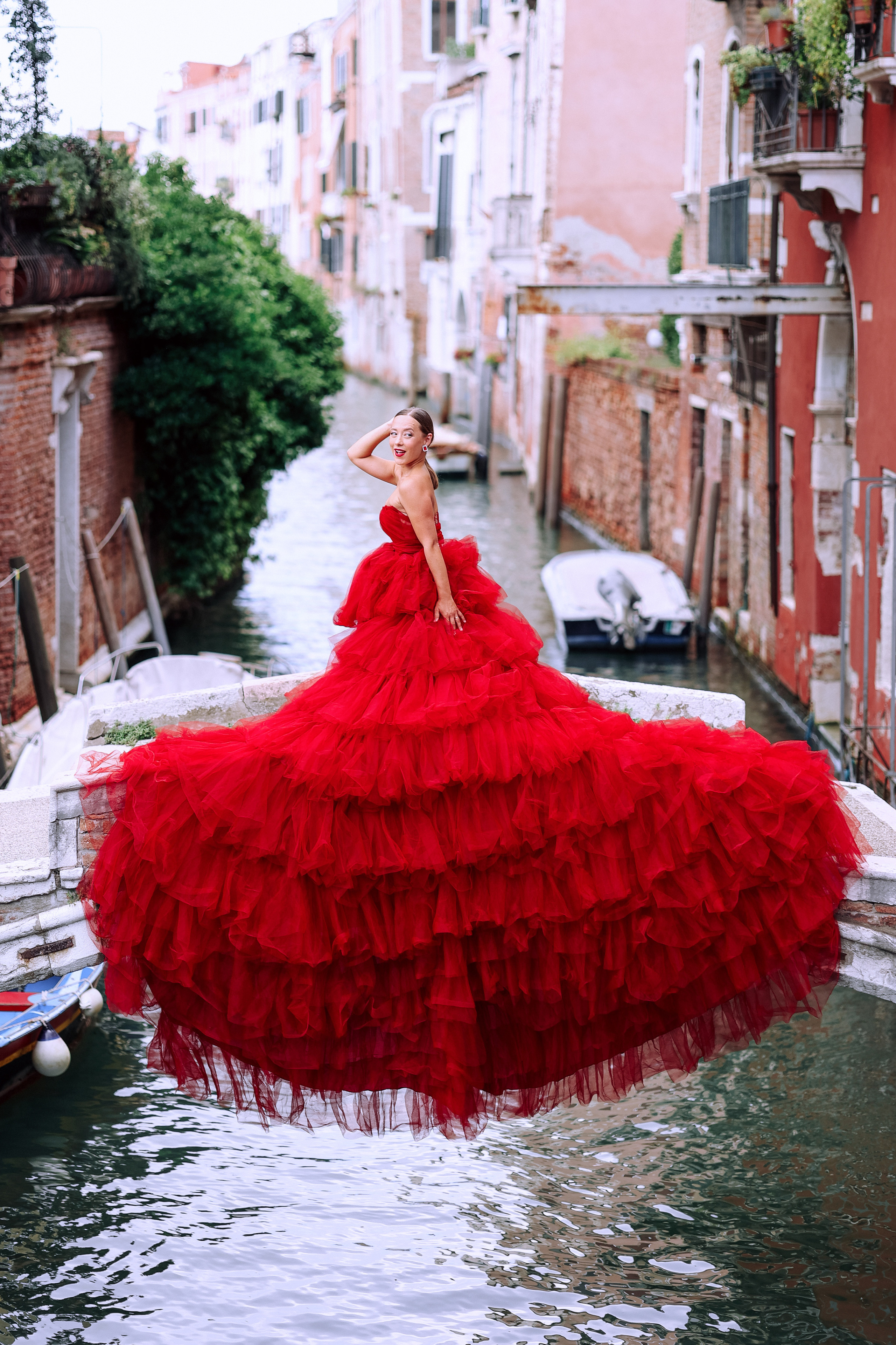 rent dress for photo shoot in Venice