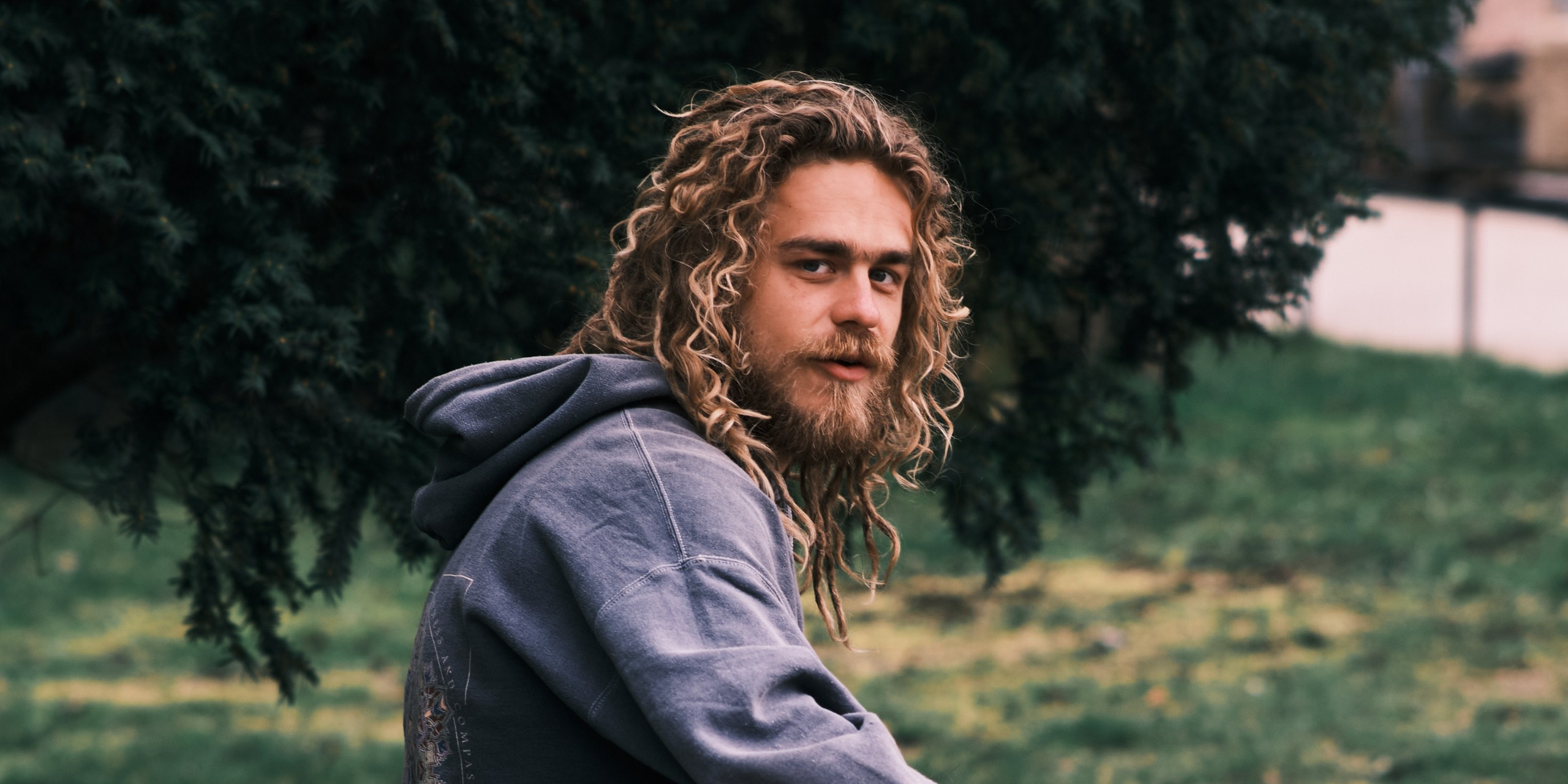 Individual. Daniel Teplow — Portrait & Event Photographer in Berlin