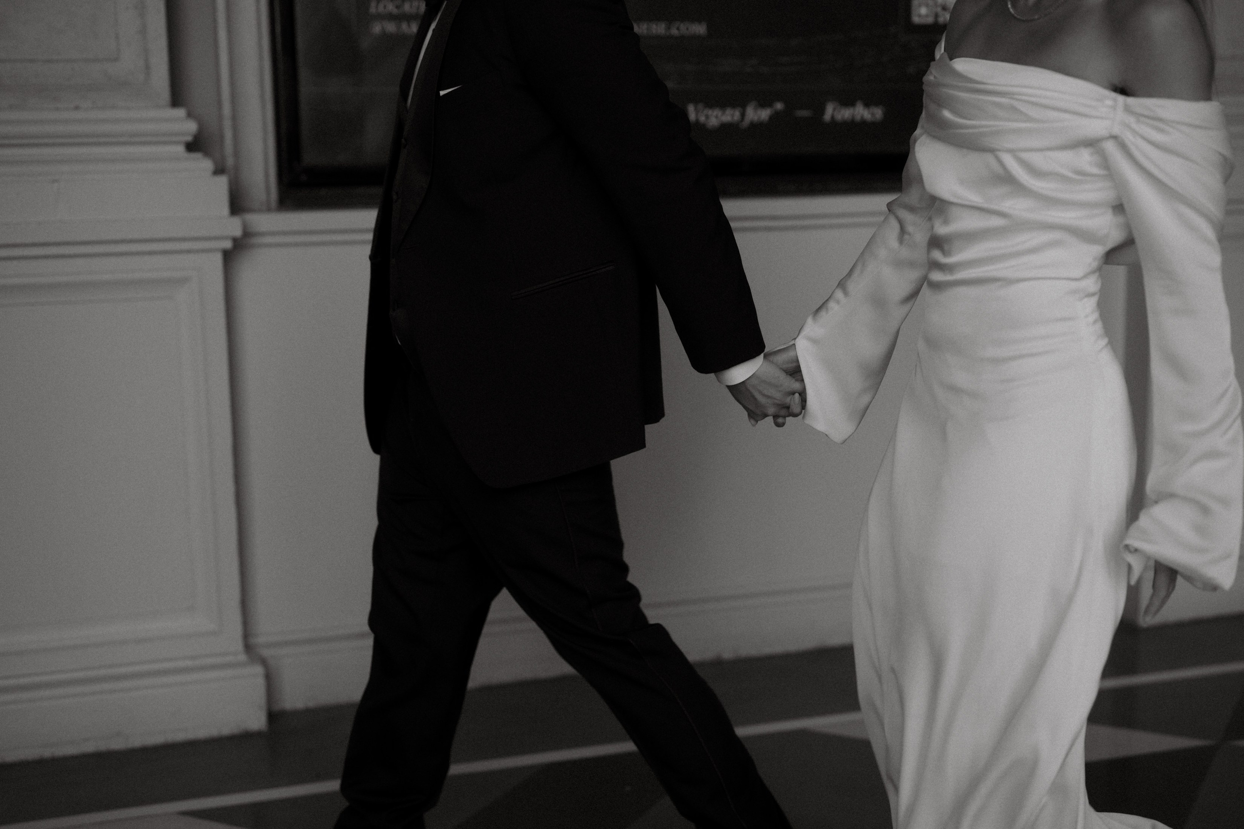 F&M. Wedding & elopement photographer Viktoriya Kravtsov. Las Vegas