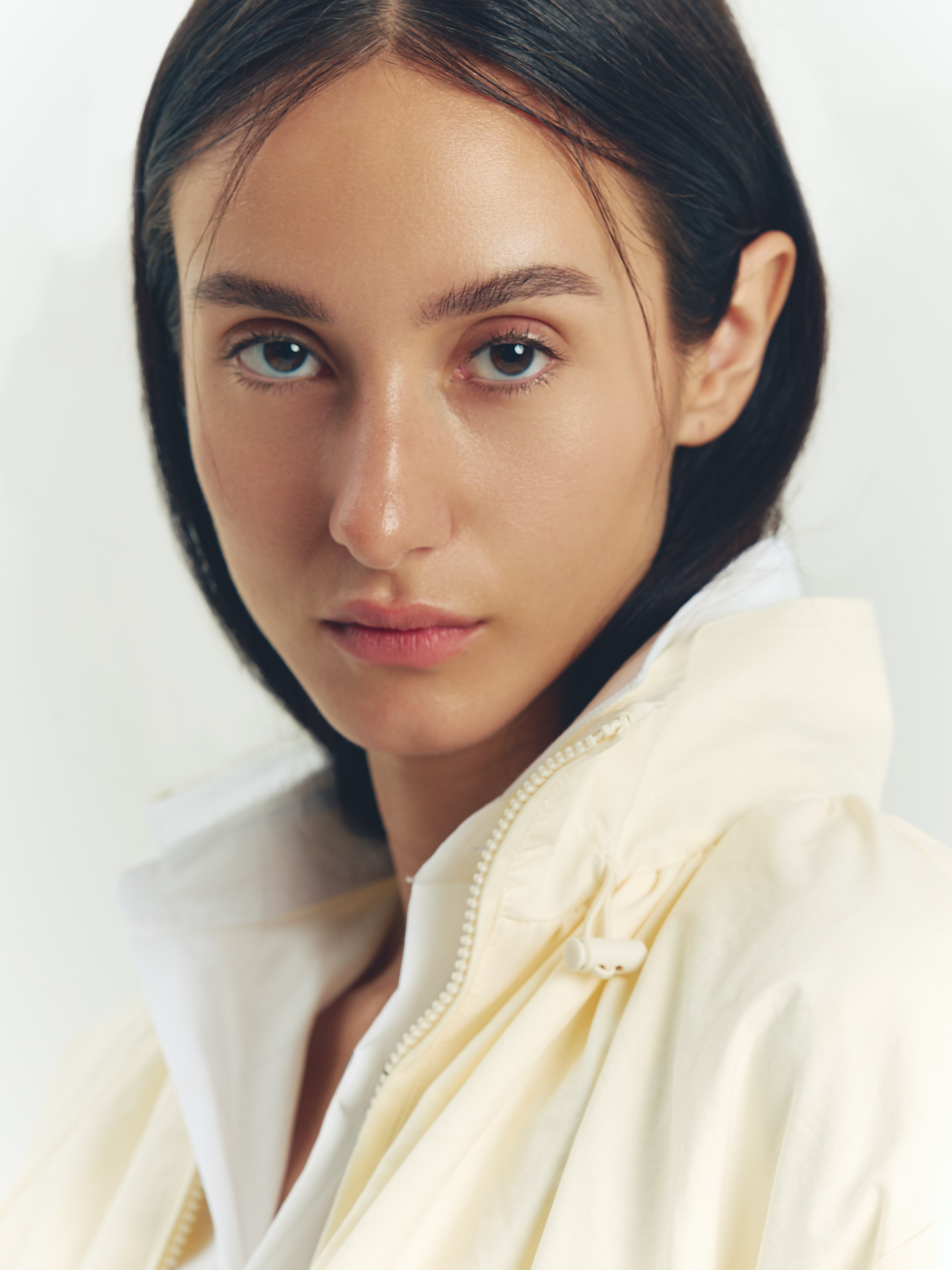 #E51. Alisha Geva | Photographer in Dubai