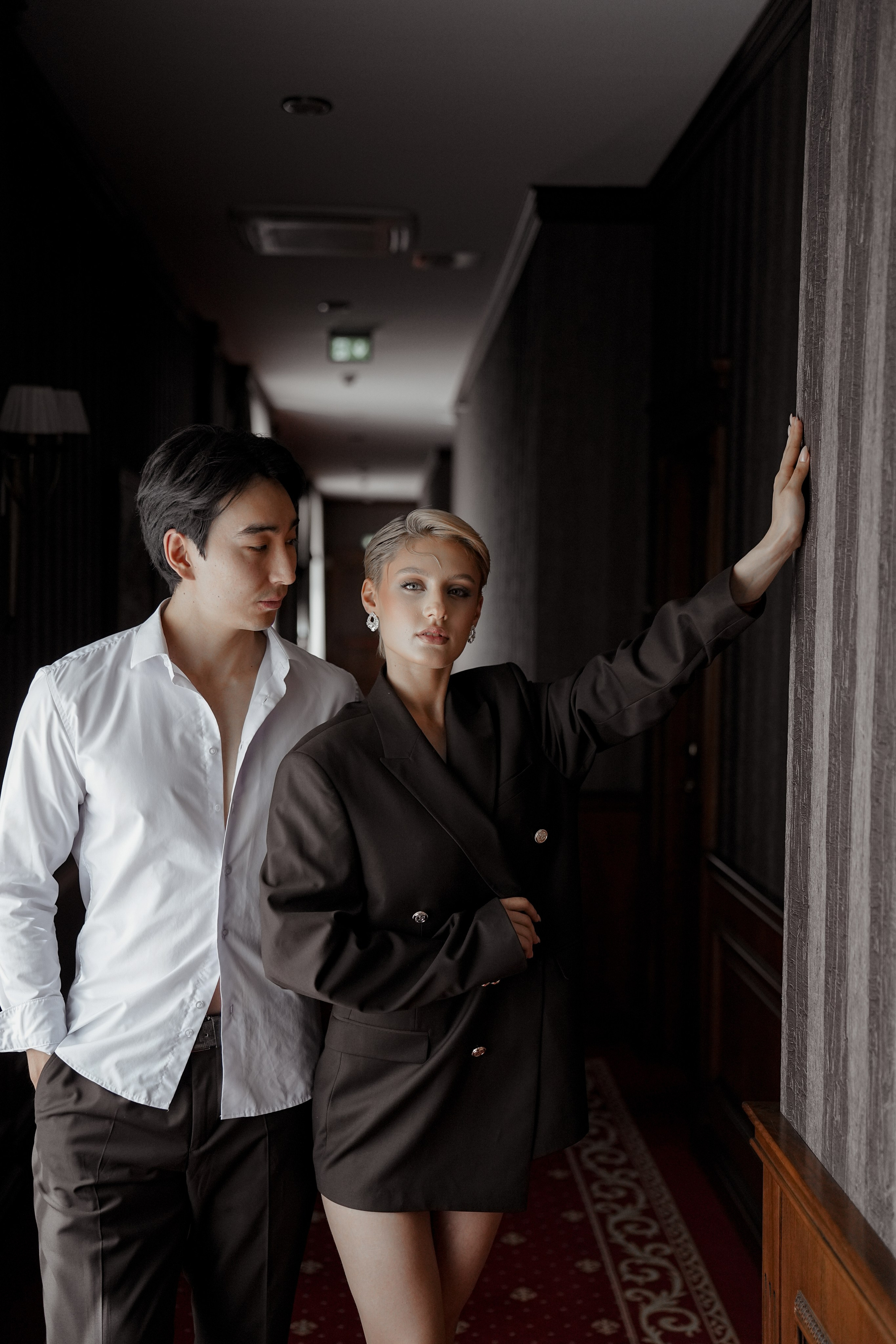 Николь Амир