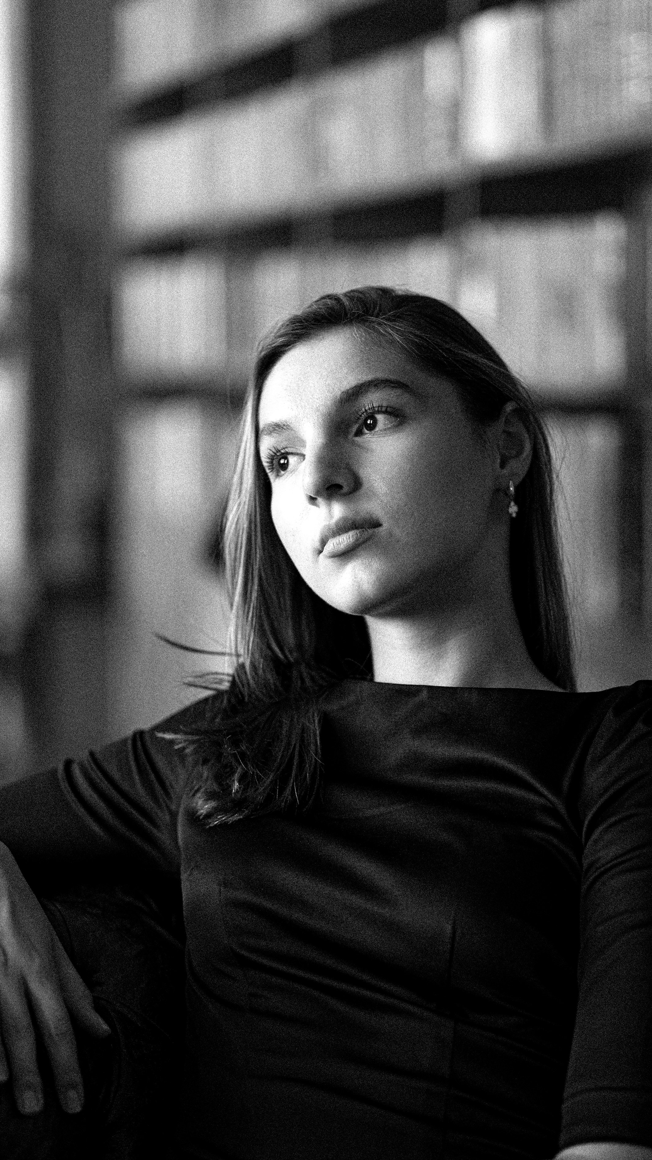 Singles. BNW Around Photography