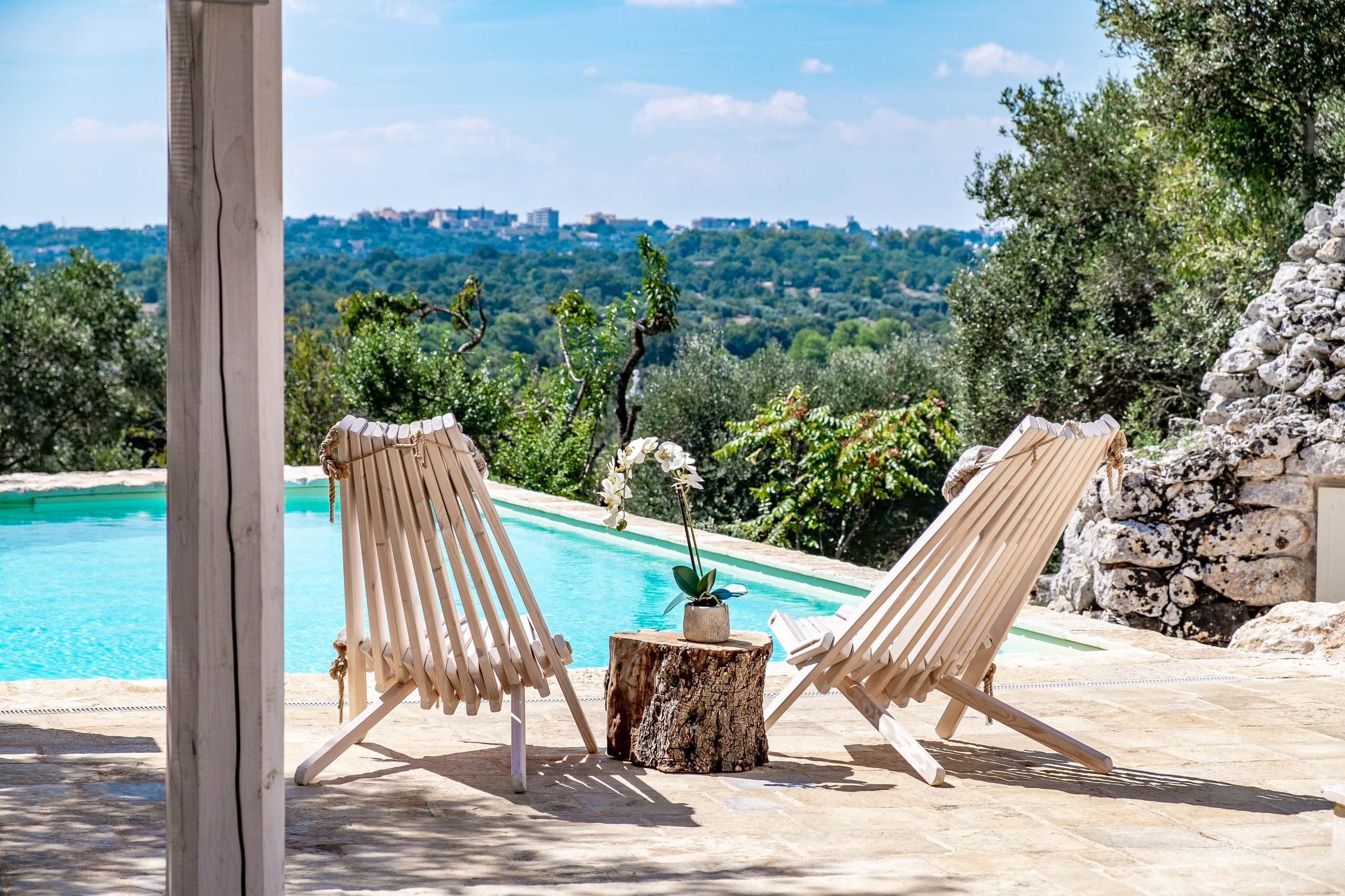 Amazing view of a B&B in the Cisternino countryside (Valle D'Itria, Martina Franca, Apulia, Alberobello, Cisternino, Ostuni, Apulia)