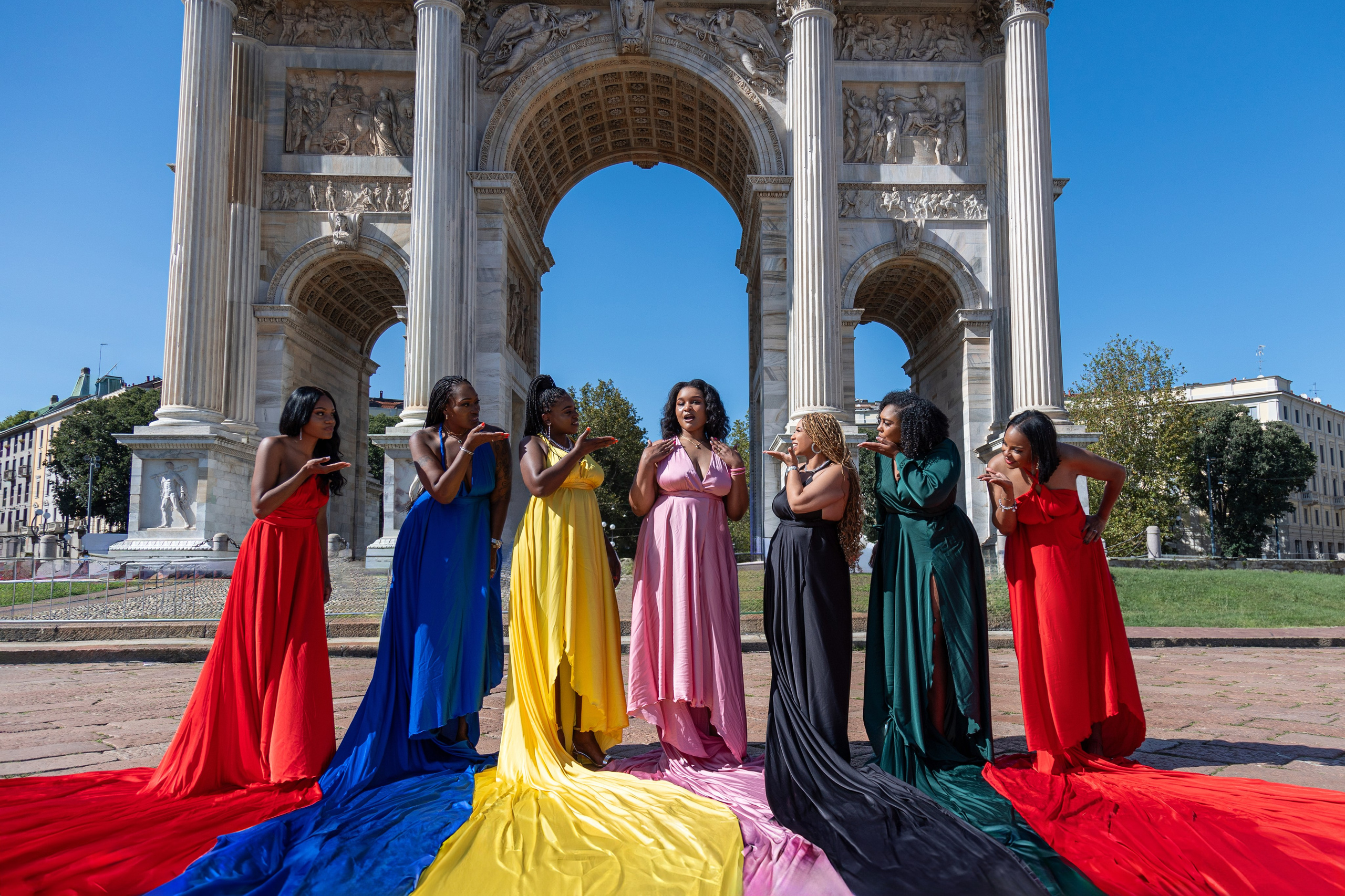 Girls trip. Photographer in Milan |Mila Pro Photo