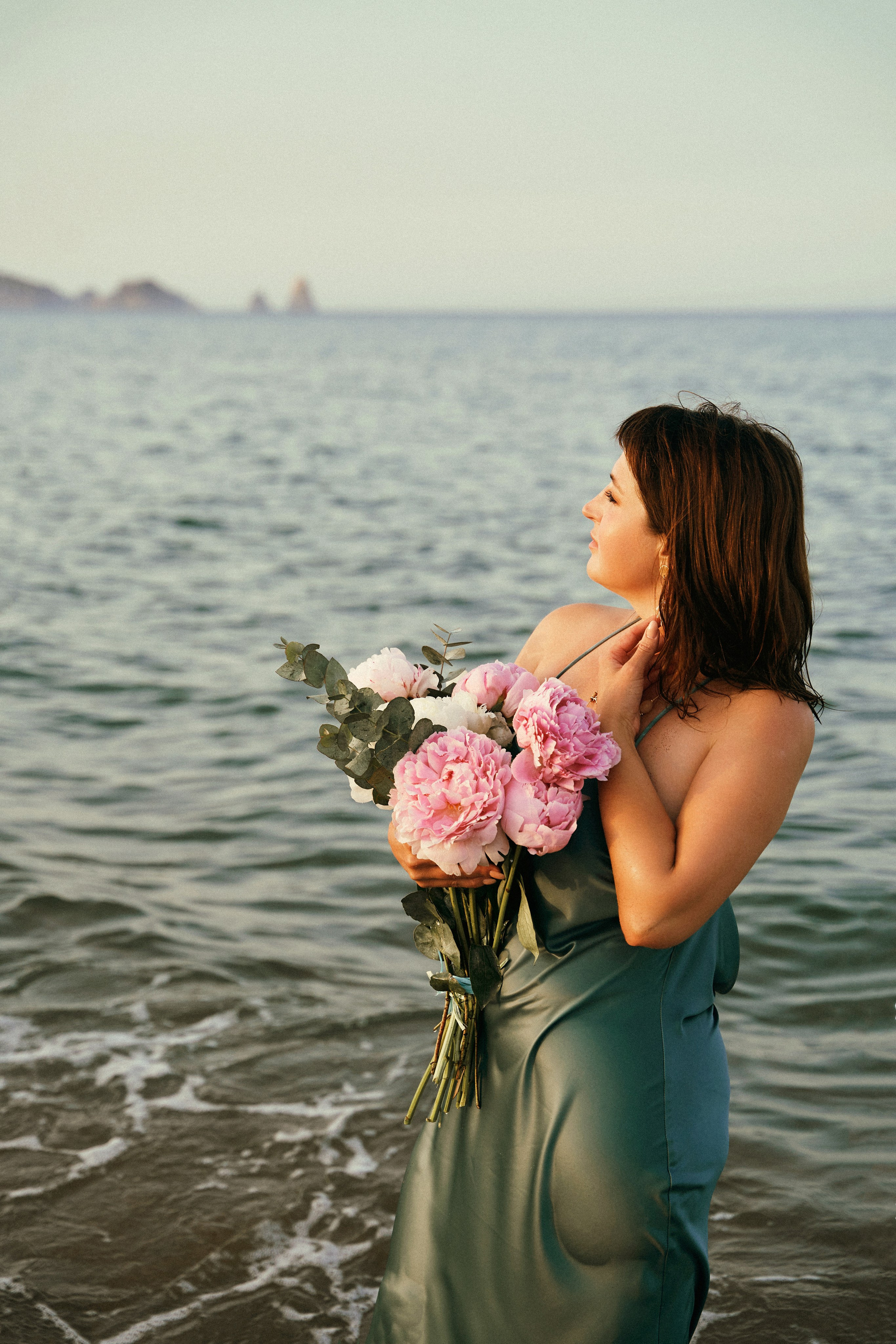 Лариса. Пионы пострадали. Фотограф в Барселоне Жанна Захарченко