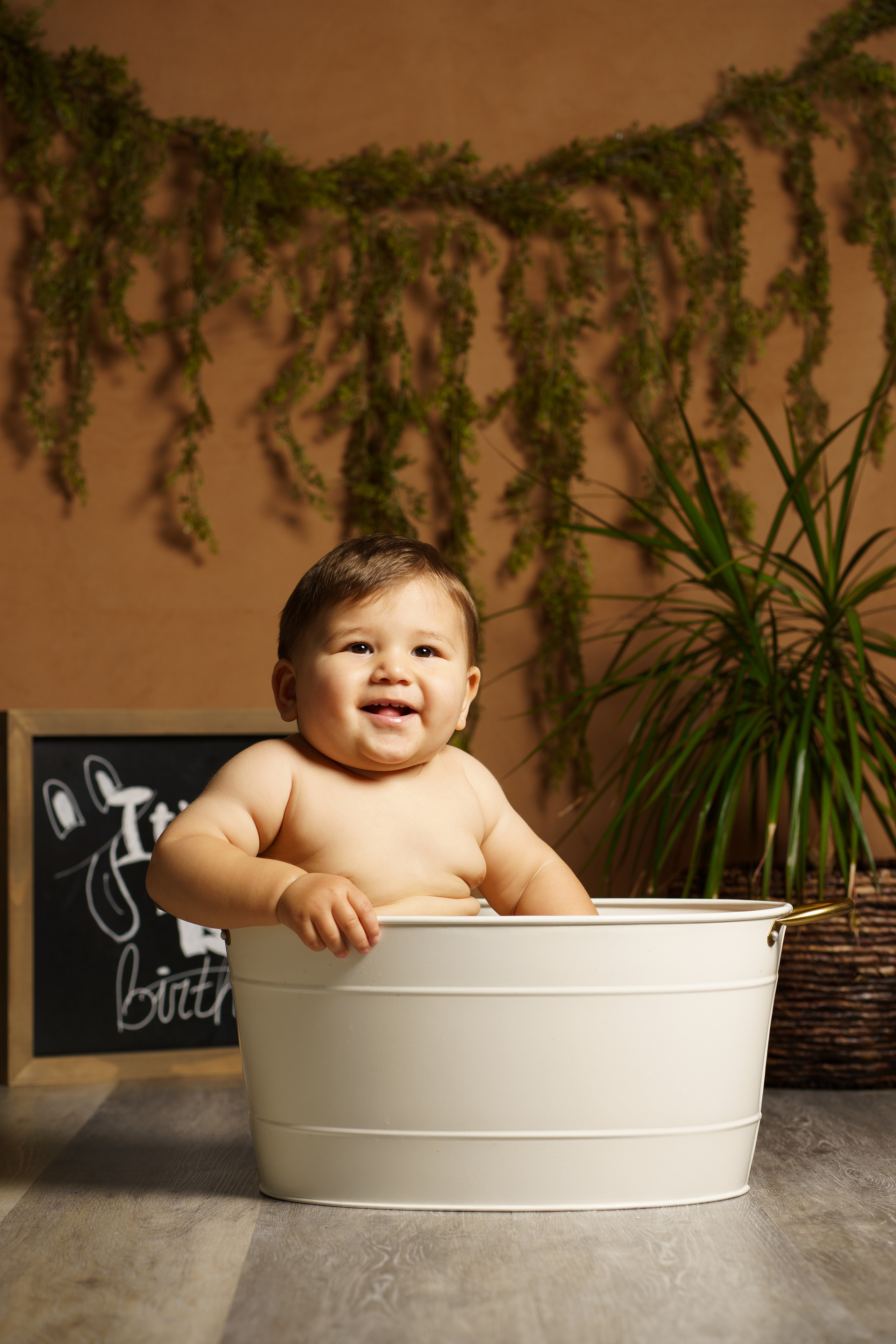 Baby Milestone. Julia Bolgov Photography | Newborn, Family, Maternity & Milestone Photographer in Bay Area, CA