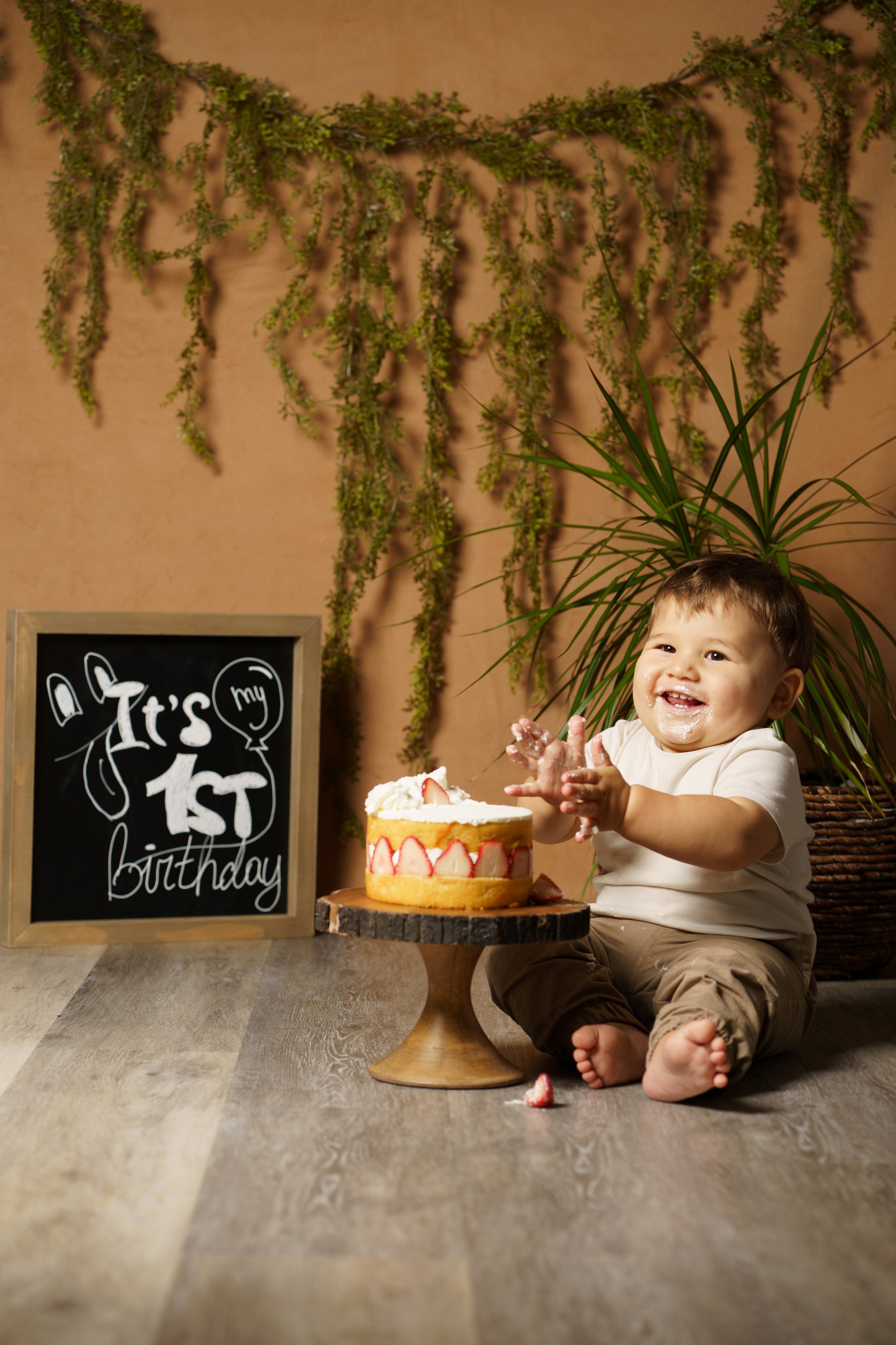 Baby Milestone. Julia Bolgov Photography | Newborn, Family, Maternity & Milestone Photographer in Bay Area, CA