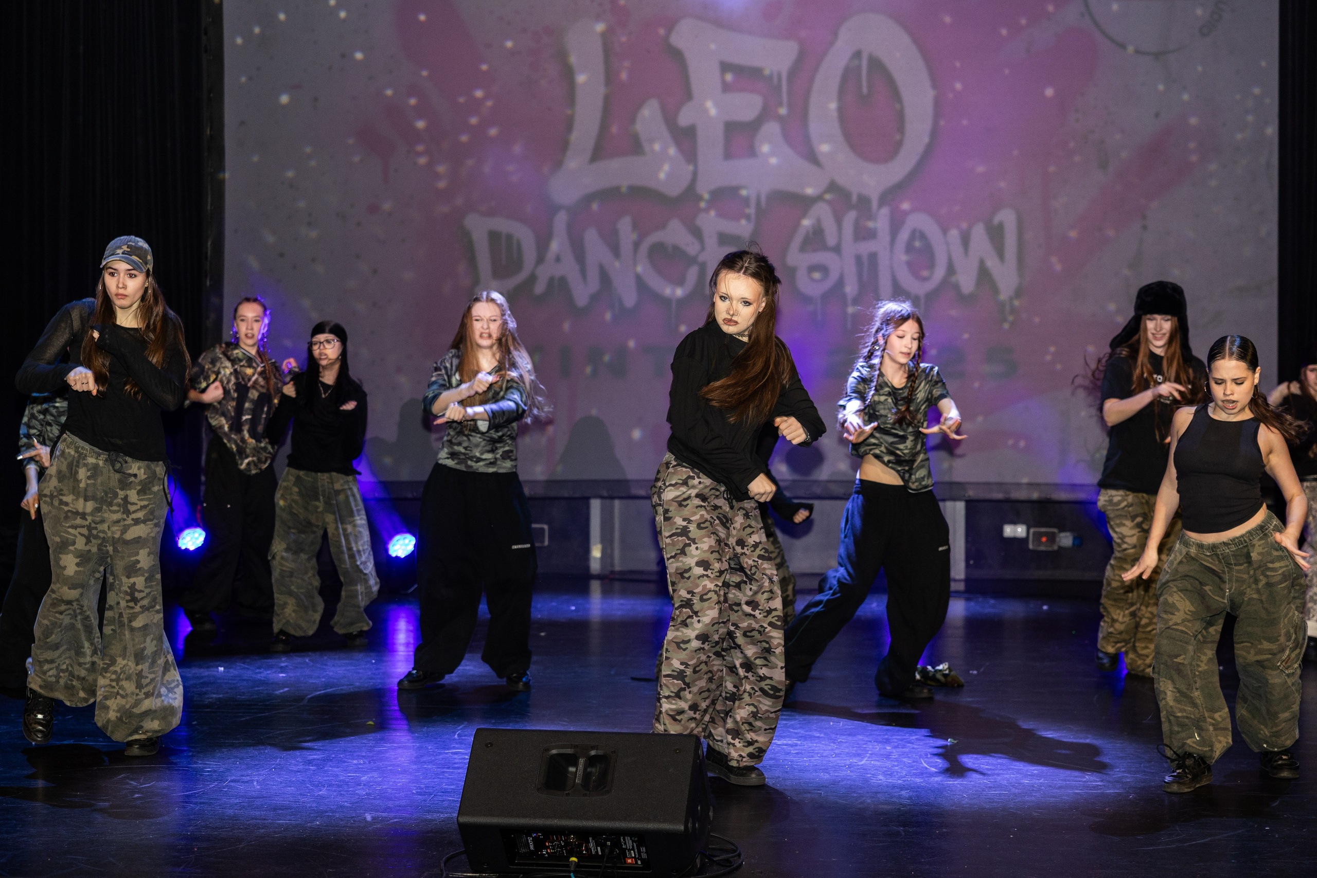 LEO DANCE SHOW WINTER 2025. Семейный и детский фотограф в Варшаве Мила Бобровская