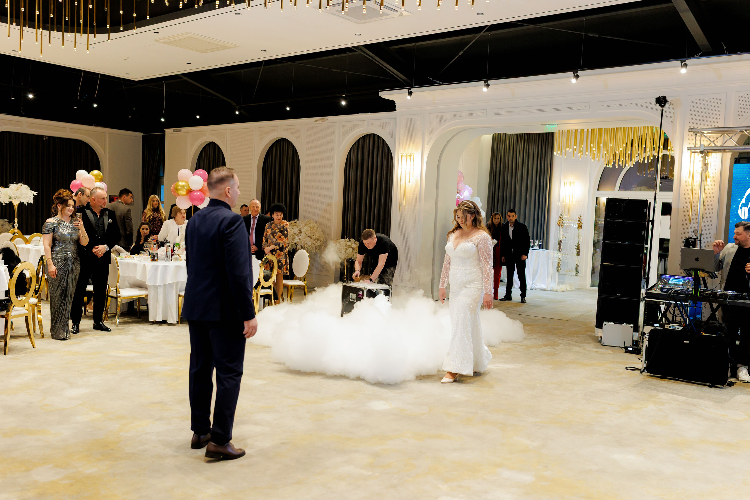 Povestea voastră, regizată de noi |Cristi Turculet Videograf Nuntă Suceava | wedding highlight. Servicii foto-video profesionale, pentru momente de neuitat