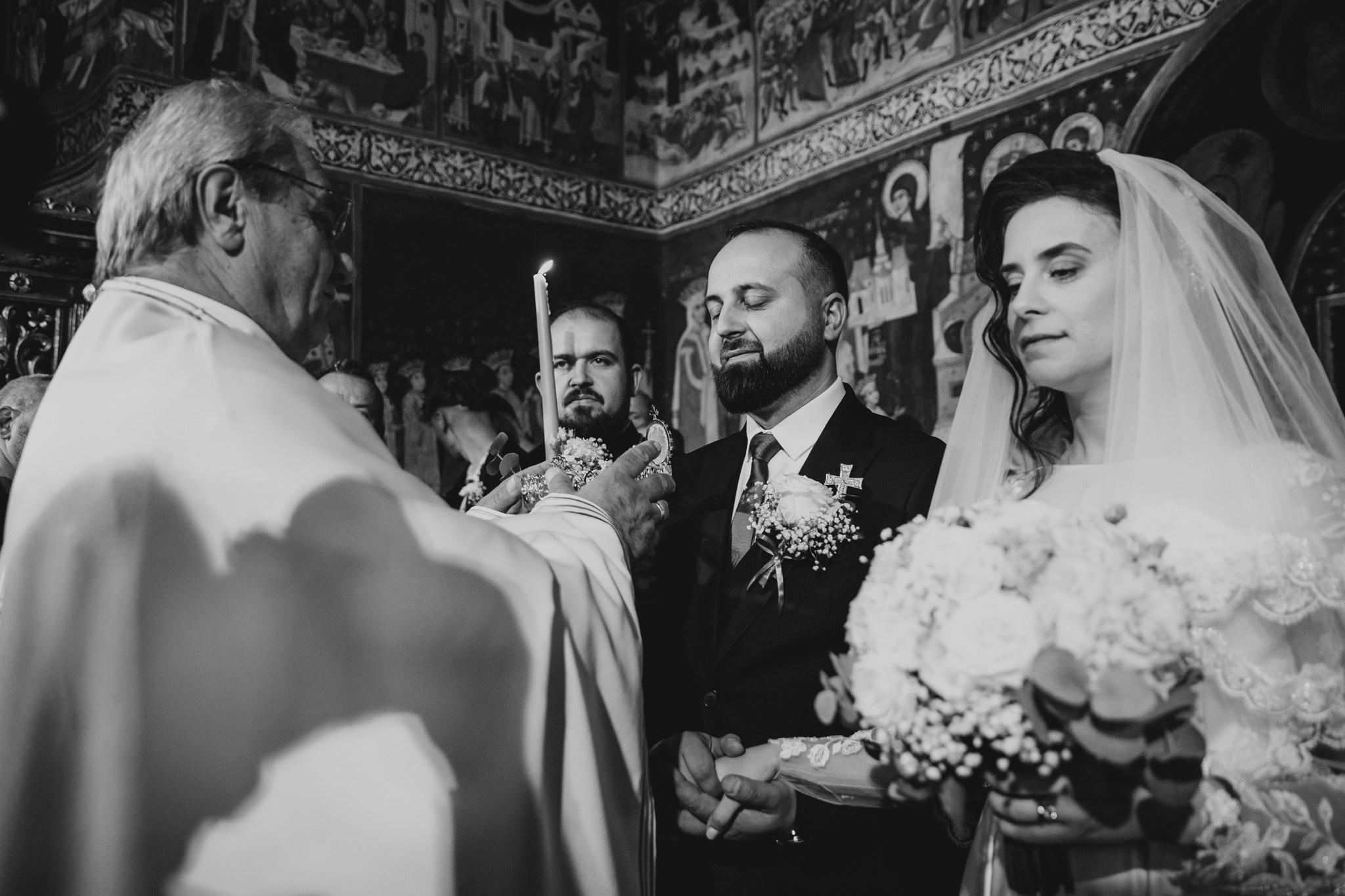 Nunta de Poveste la Sucevița: Cristi și Andreea. Servicii foto-video profesionale, pentru momente de neuitat